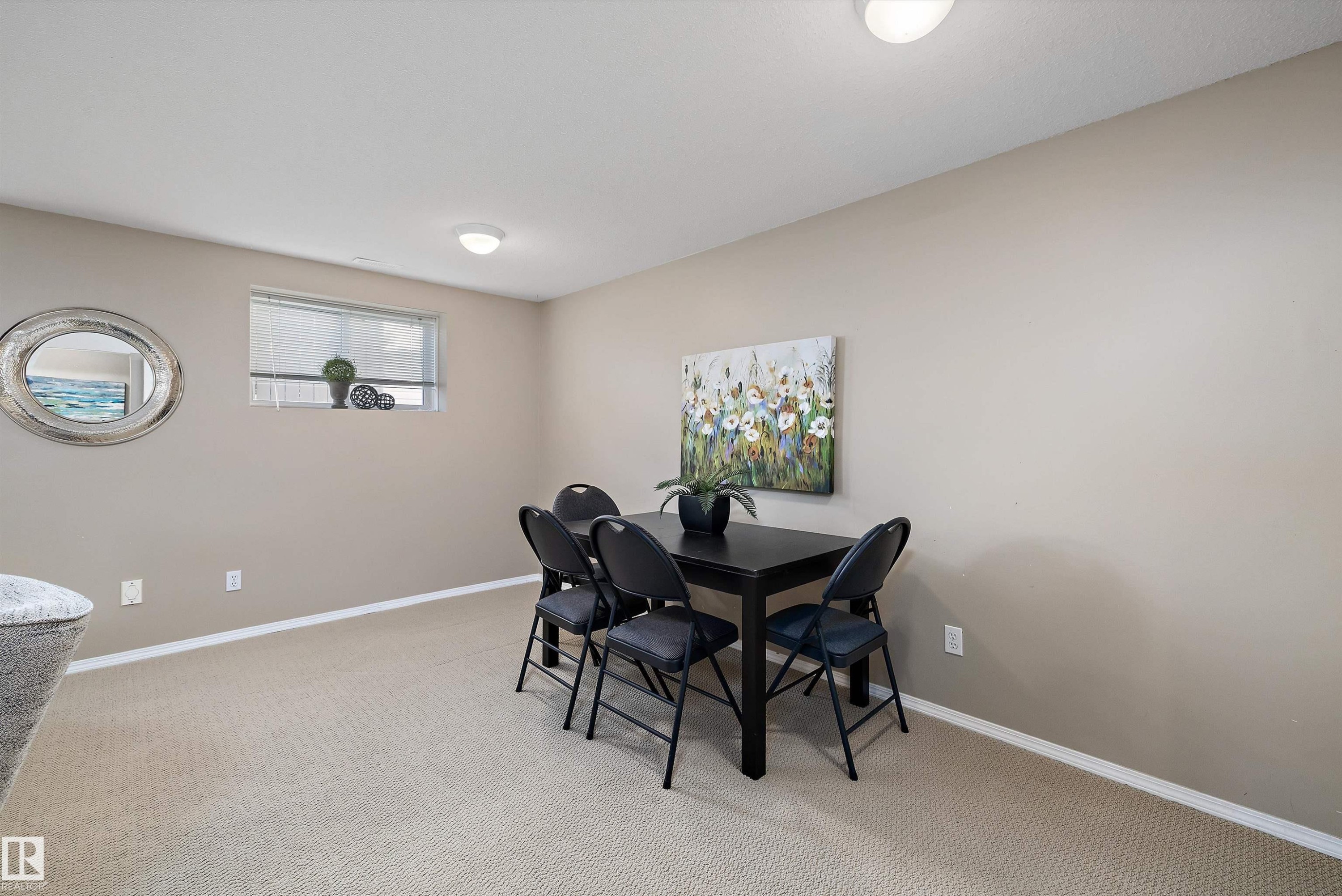 17226 113A Street Nw, Edmonton, AB