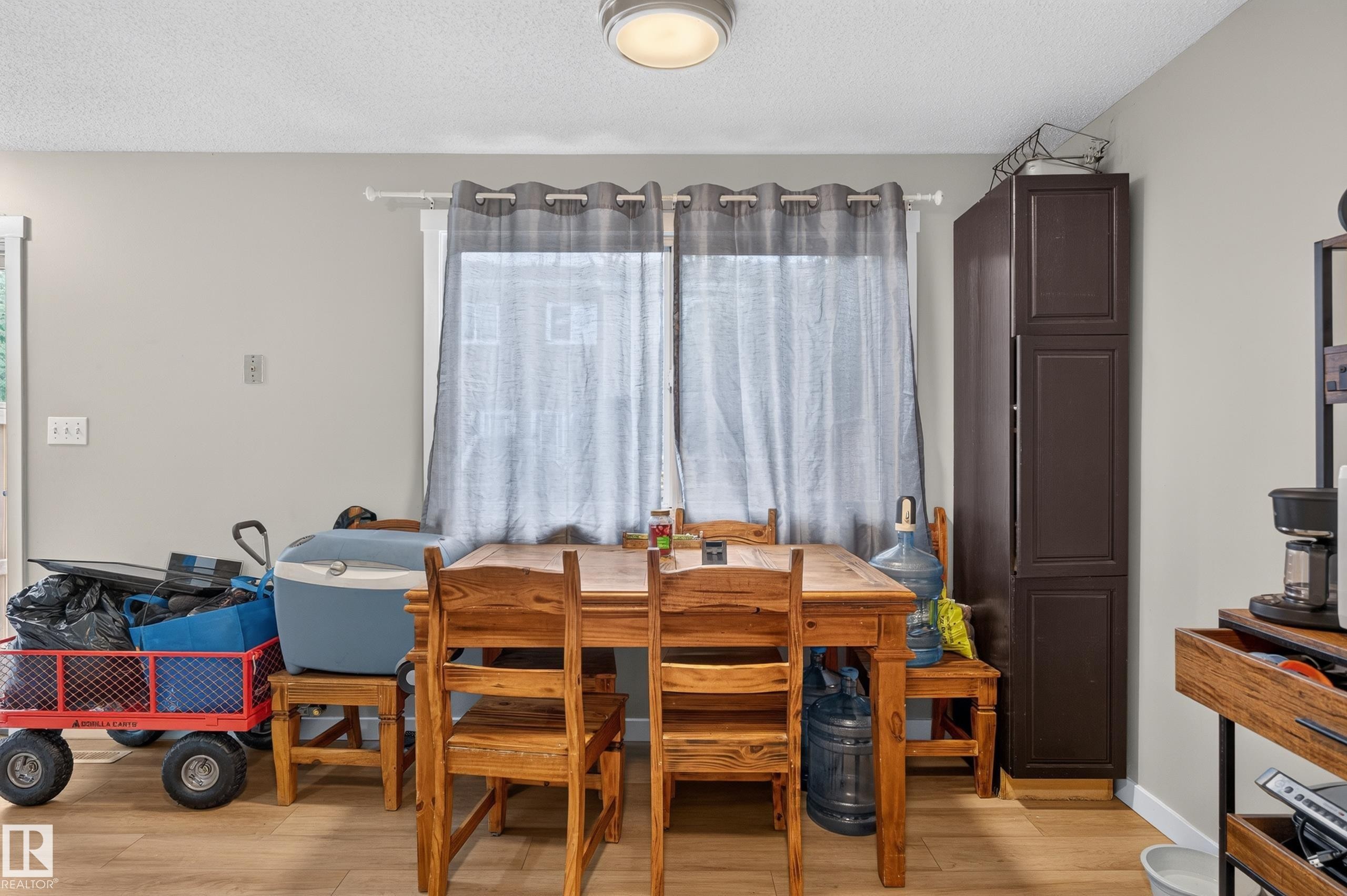 Additional content - 18319 93 Avenue Nw, Edmonton, AB