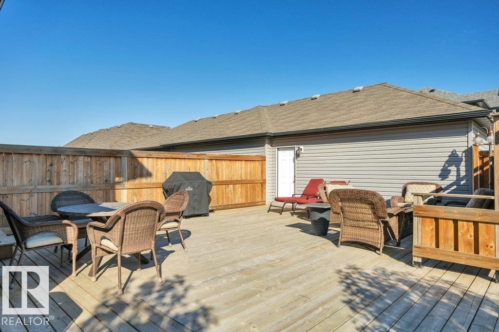 160 Desrochers Gate Sw, Edmonton, AB