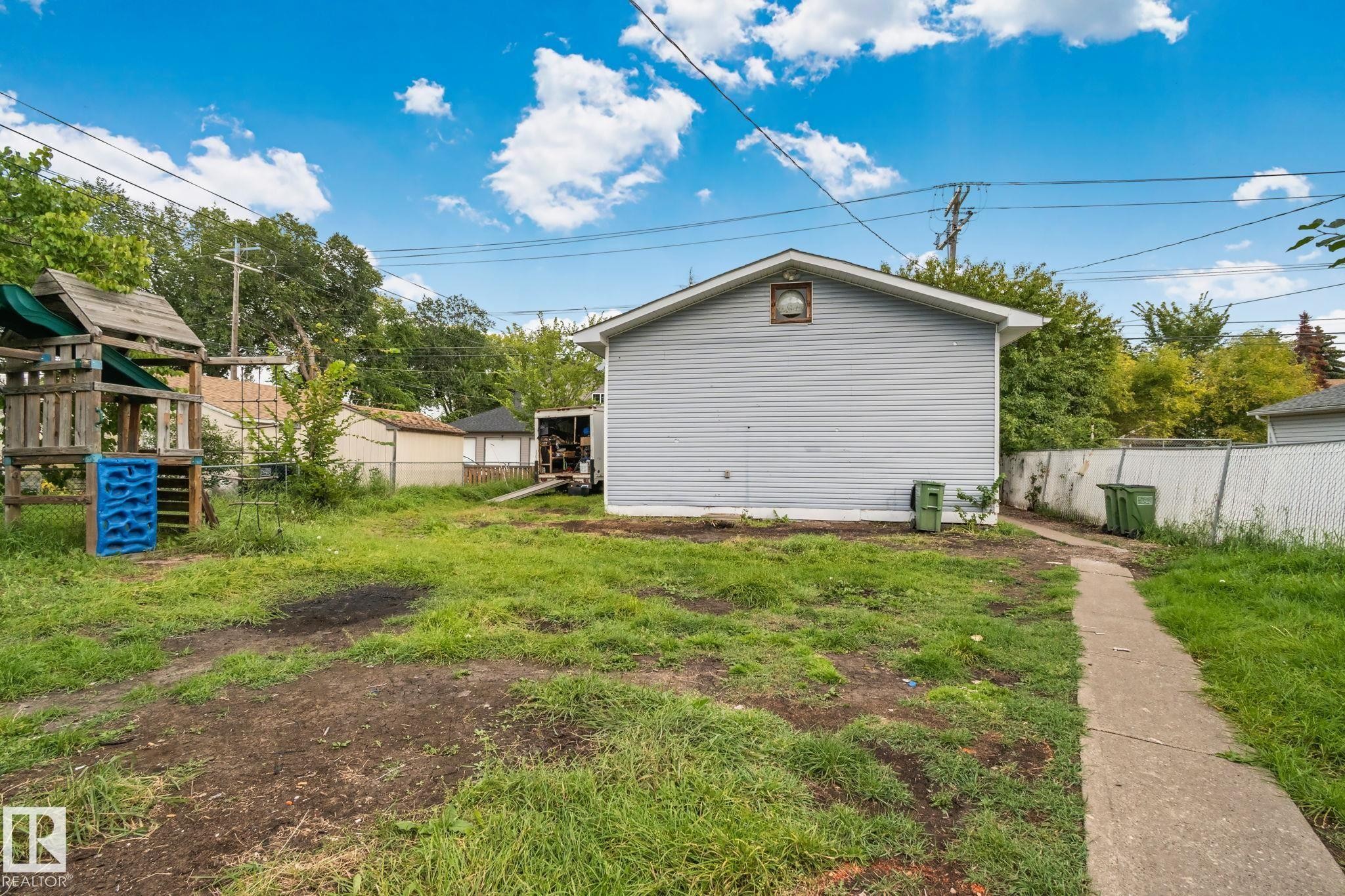 Additional content - 11935 125 Street Nw, Edmonton, AB