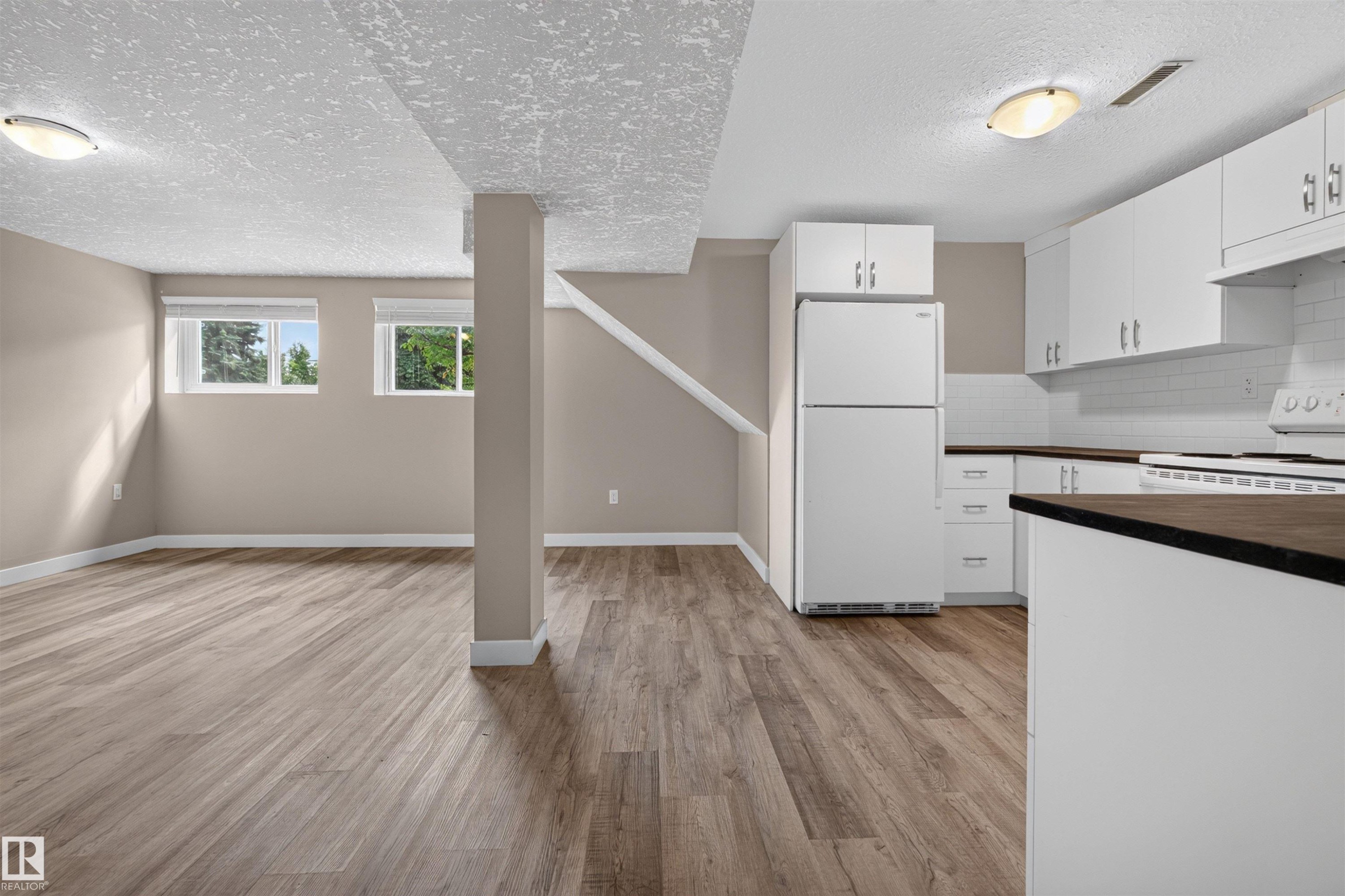 3968 55 Street Nw, Edmonton, AB