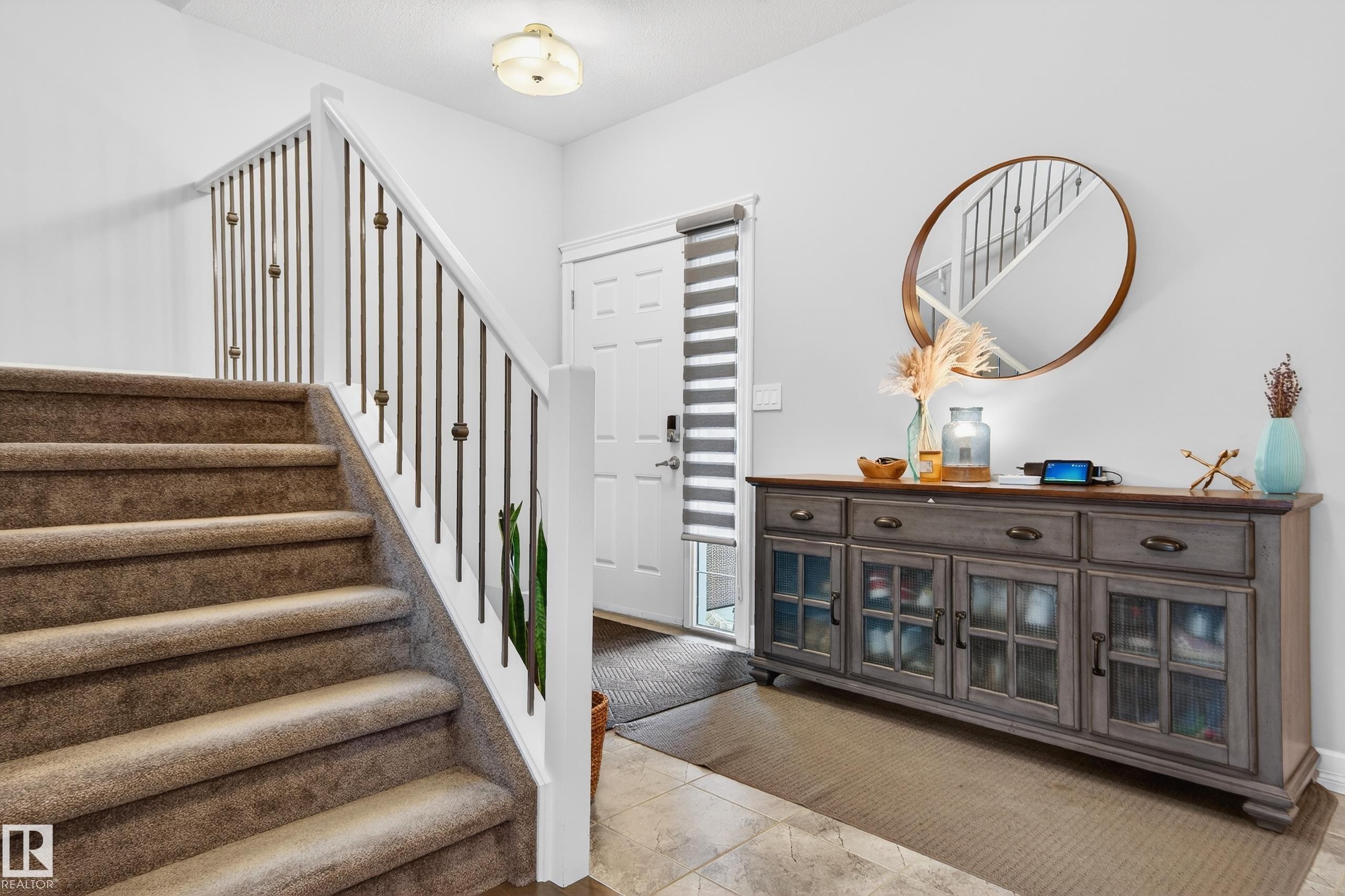 3306 Hilton Crescent Nw, Edmonton, AB - Indoor Photo Showing Other Room