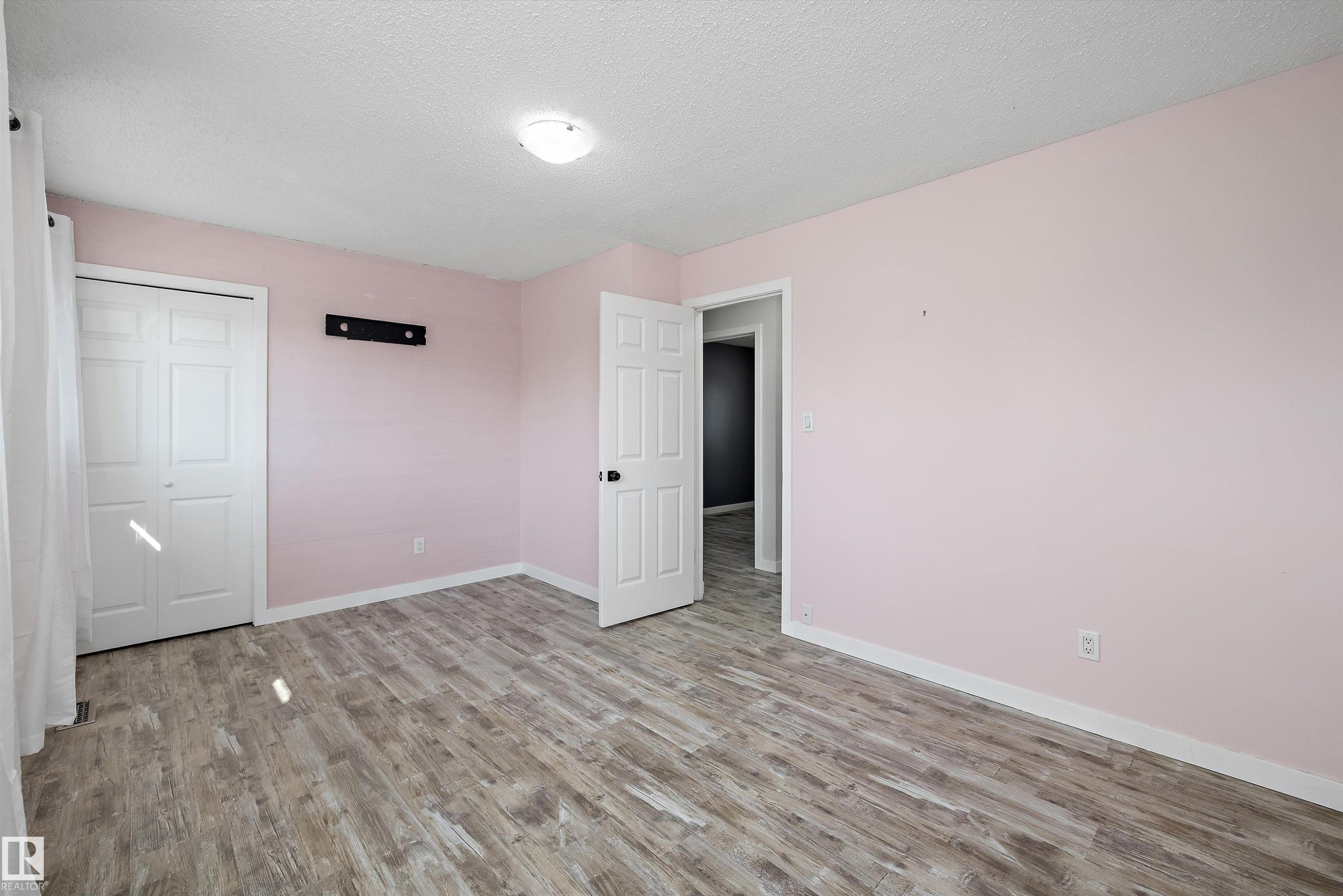 10930 Beaumaris Road Nw, Edmonton, AB
