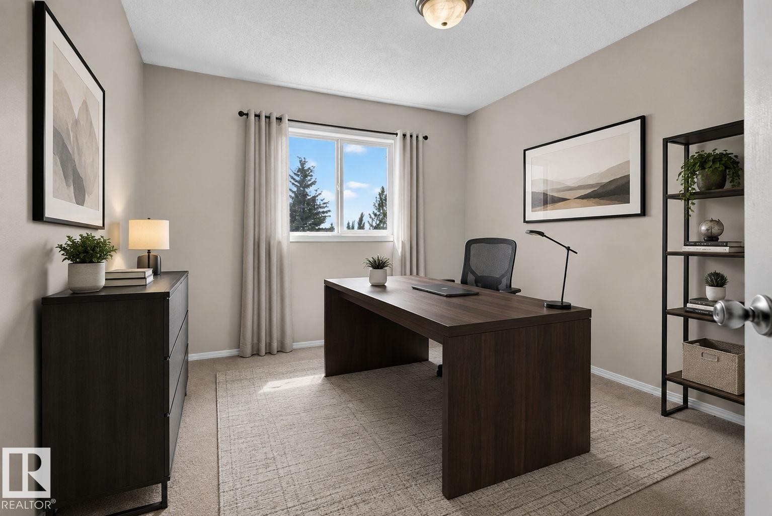 Neutral-toned wall paint, recessed window with white trim, and a ceiling-mounted light fixture - 8923 173 Avenue Nw, Edmonton, AB