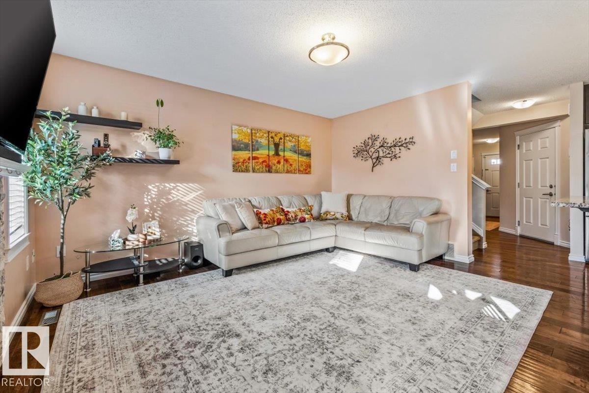 9518 Simpson Court Nw, Edmonton, AB