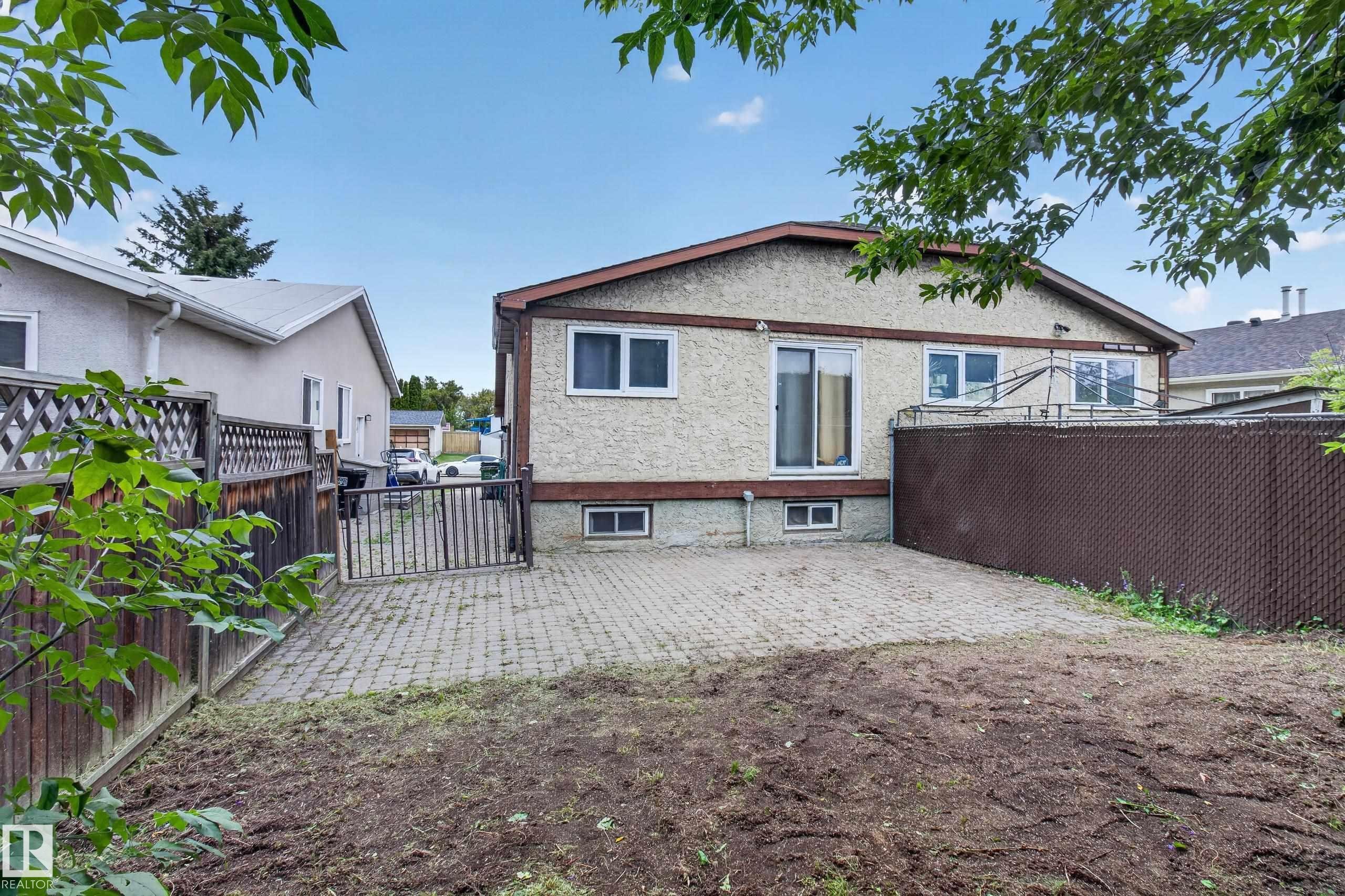 4629 126 Avenue Nw, Edmonton, AB
