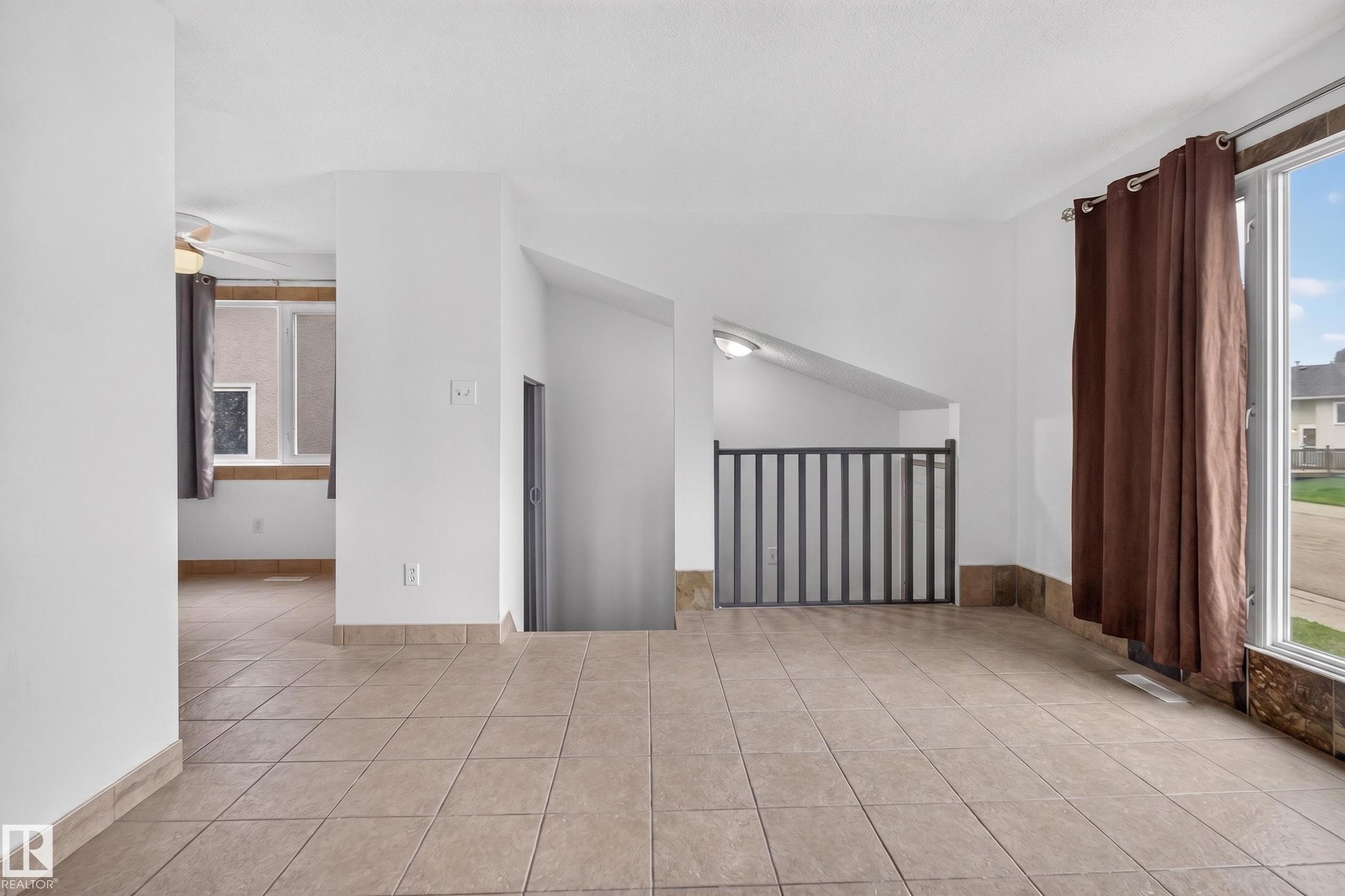 4629 126 Avenue Nw, Edmonton, AB