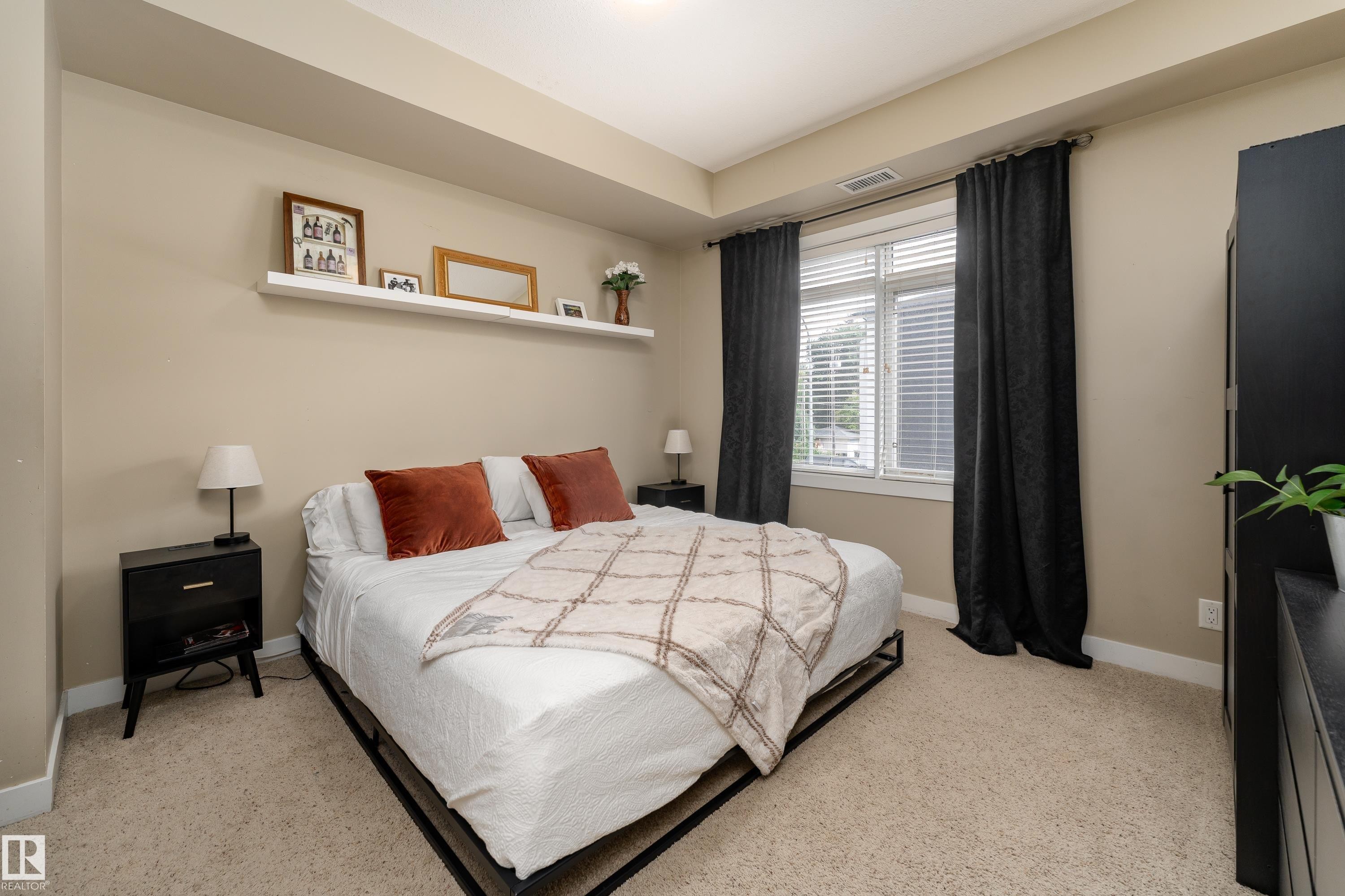 #204 9908 84 Av Nw, Edmonton, AB