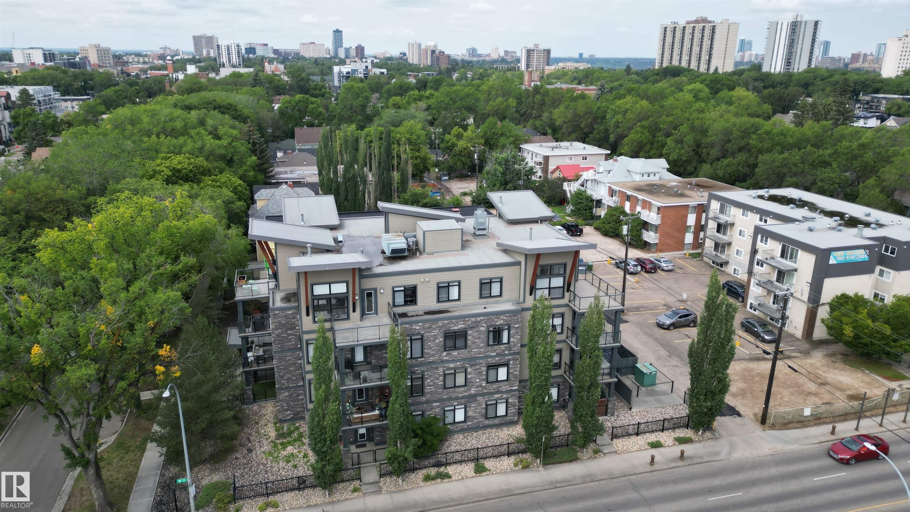 #204 9908 84 Av Nw, Edmonton, AB