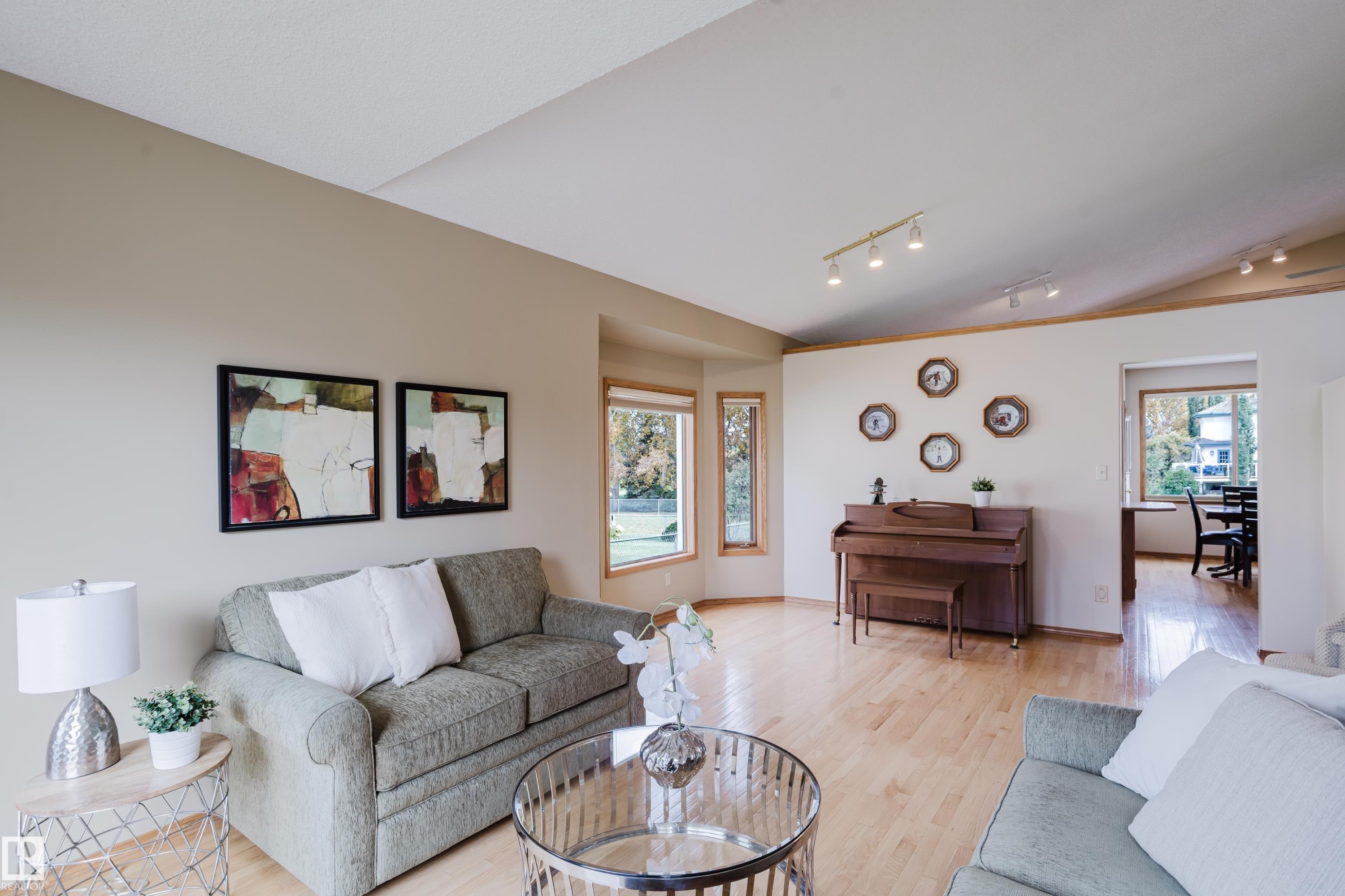160 Phillips Row Nw, Edmonton, AB
