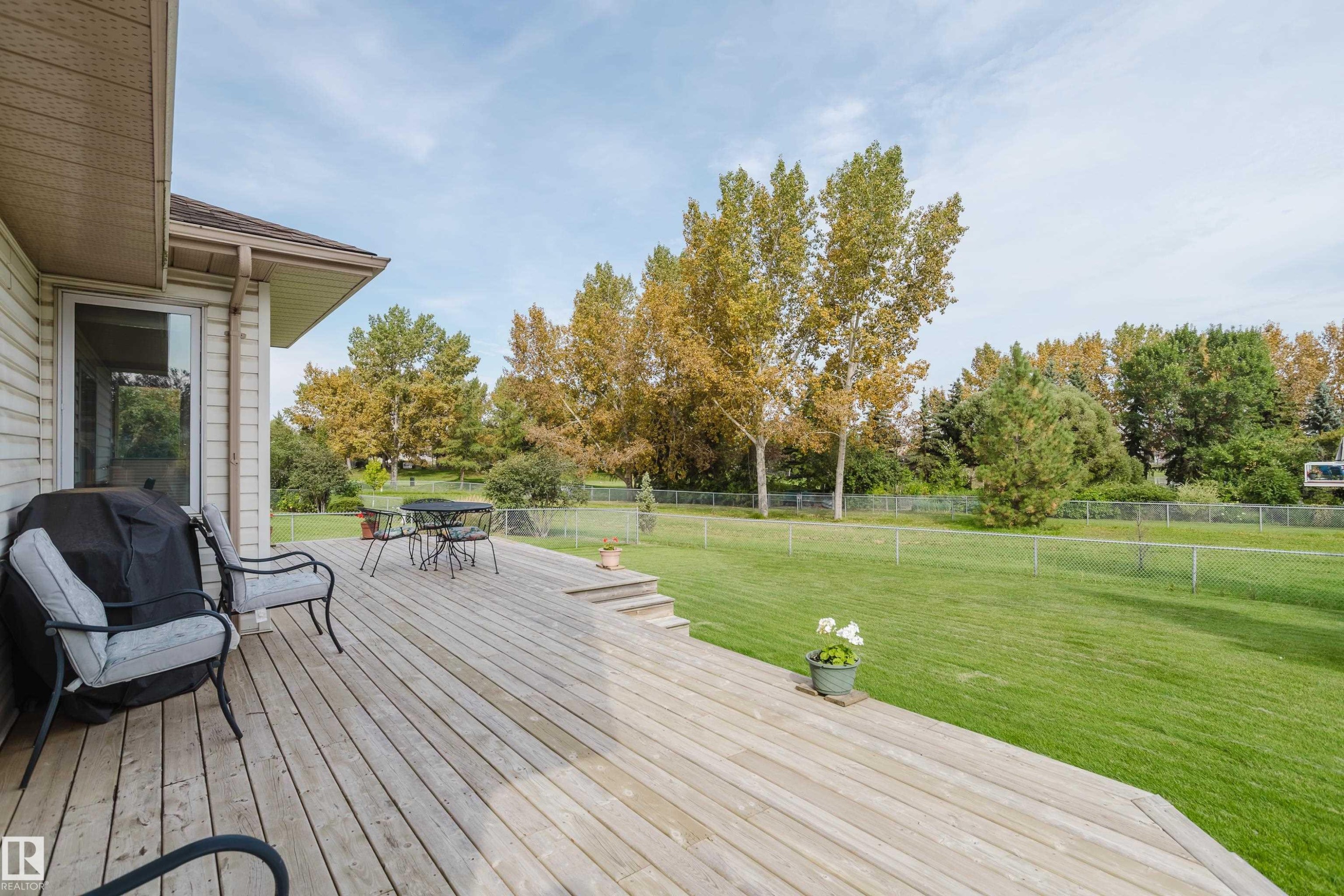 160 Phillips Row Nw, Edmonton, AB