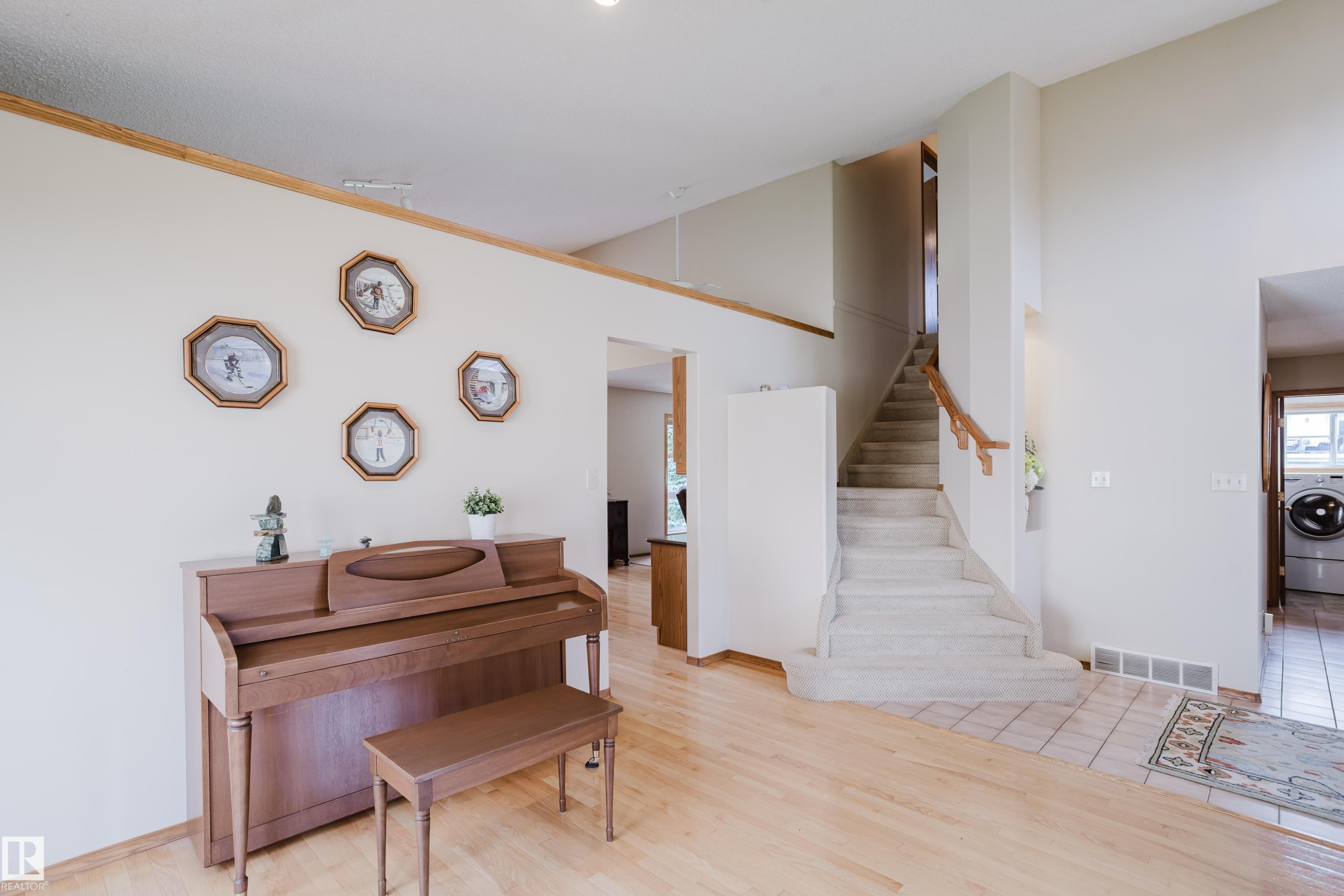 160 Phillips Row Nw, Edmonton, AB