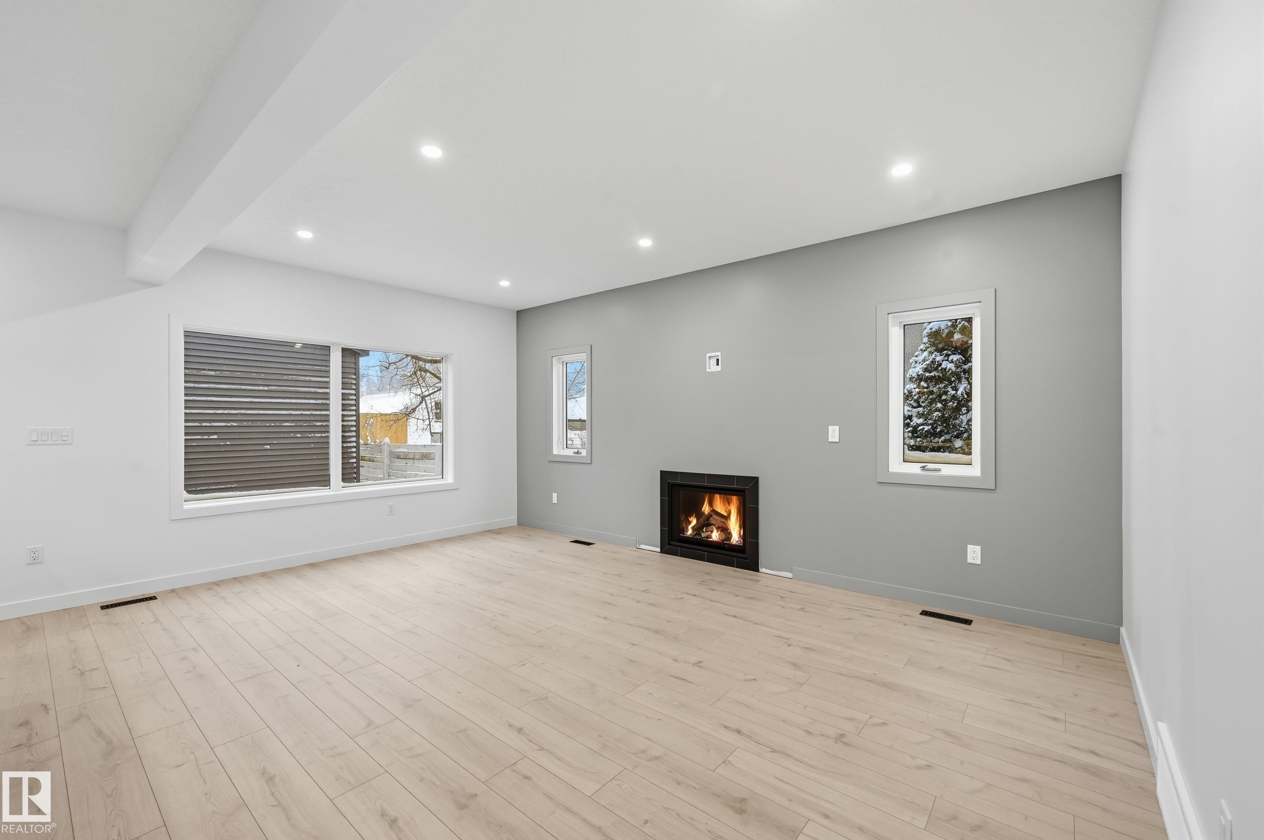 11121 51 Street Nw, Edmonton, AB