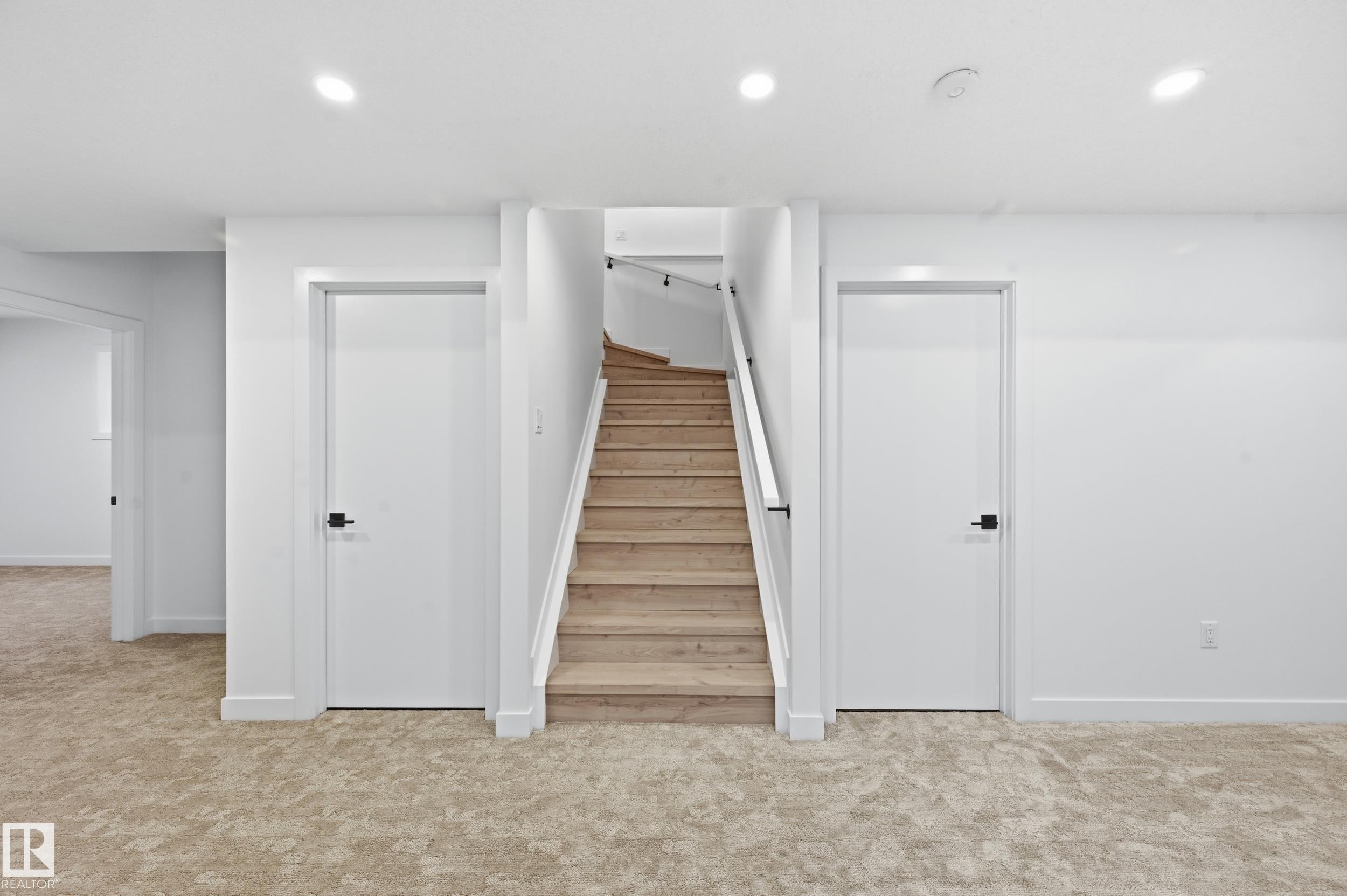 11121 51 Street Nw, Edmonton, AB