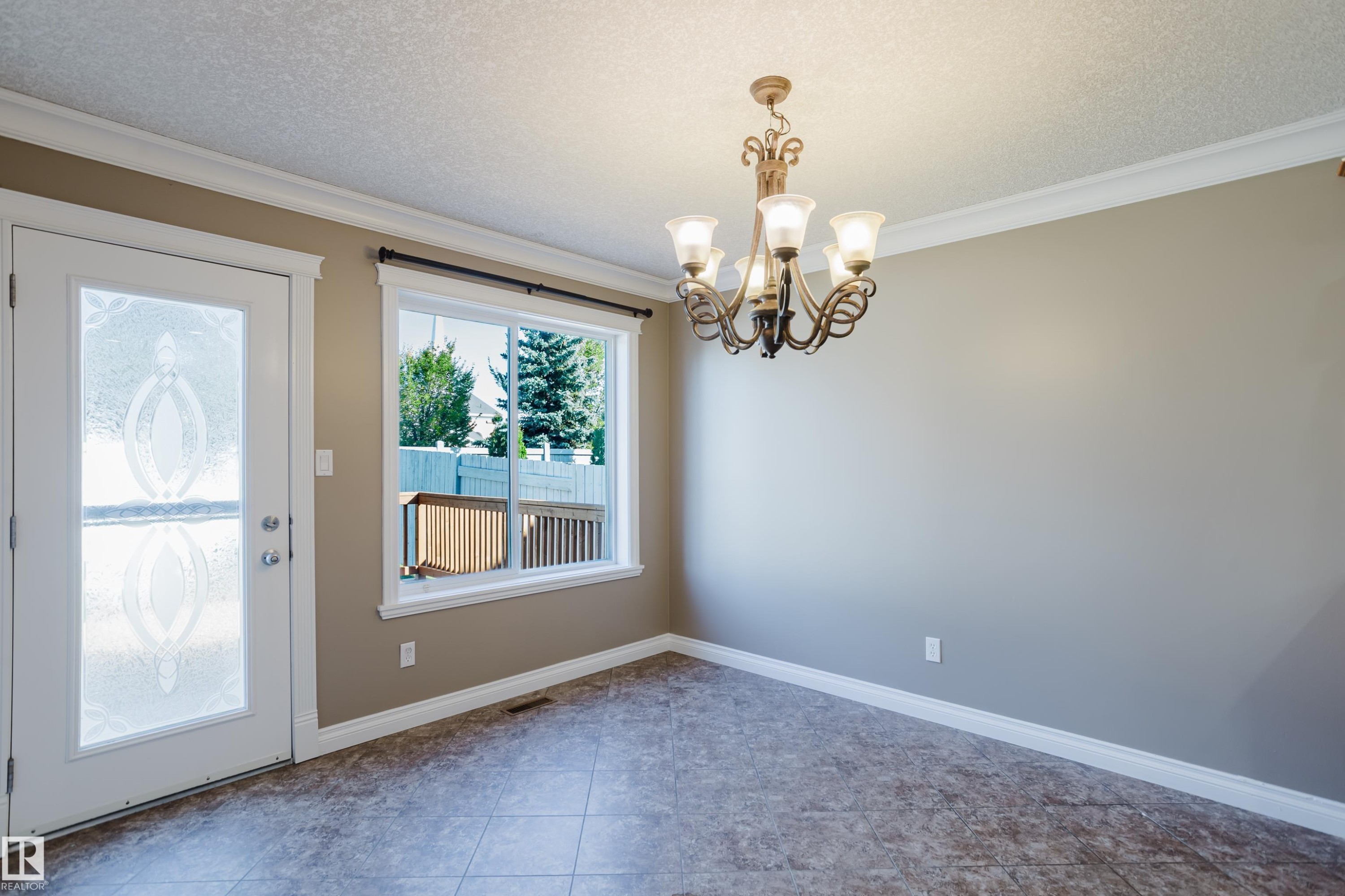 11616 174 Avenue Nw, Edmonton, AB