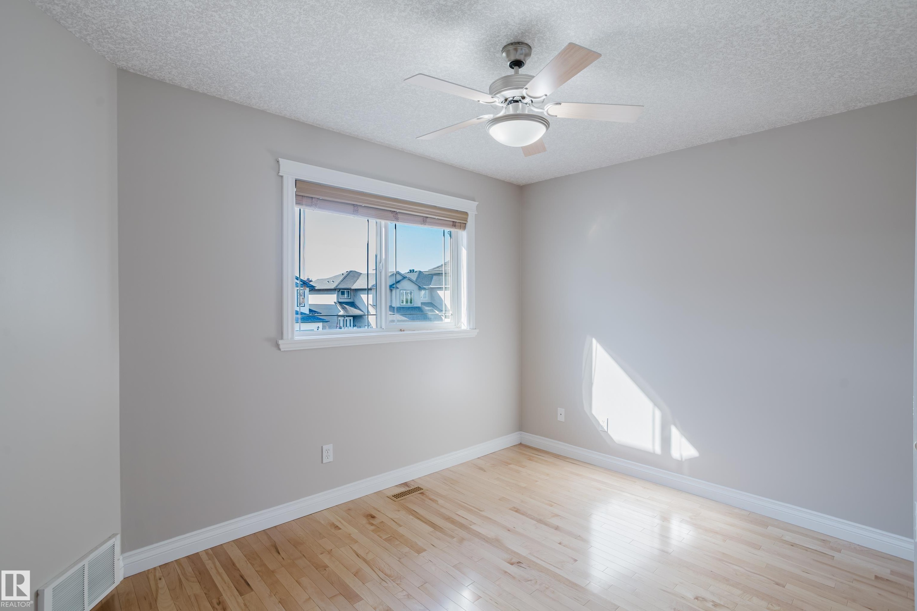 11616 174 Avenue Nw, Edmonton, AB