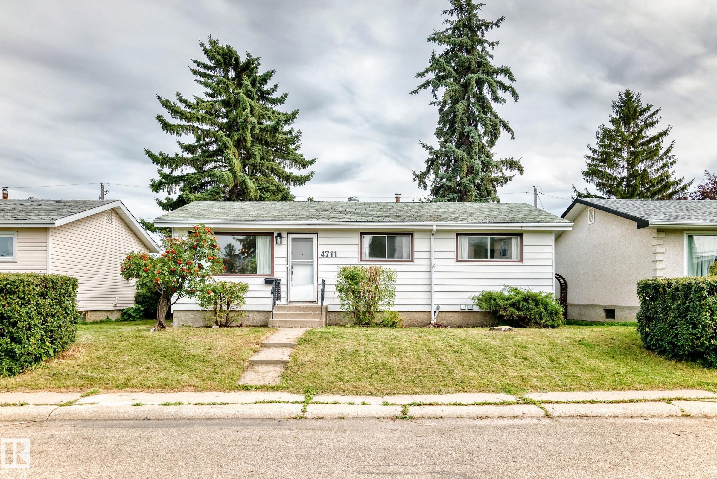 4711 105A Street Nw, Edmonton, AB