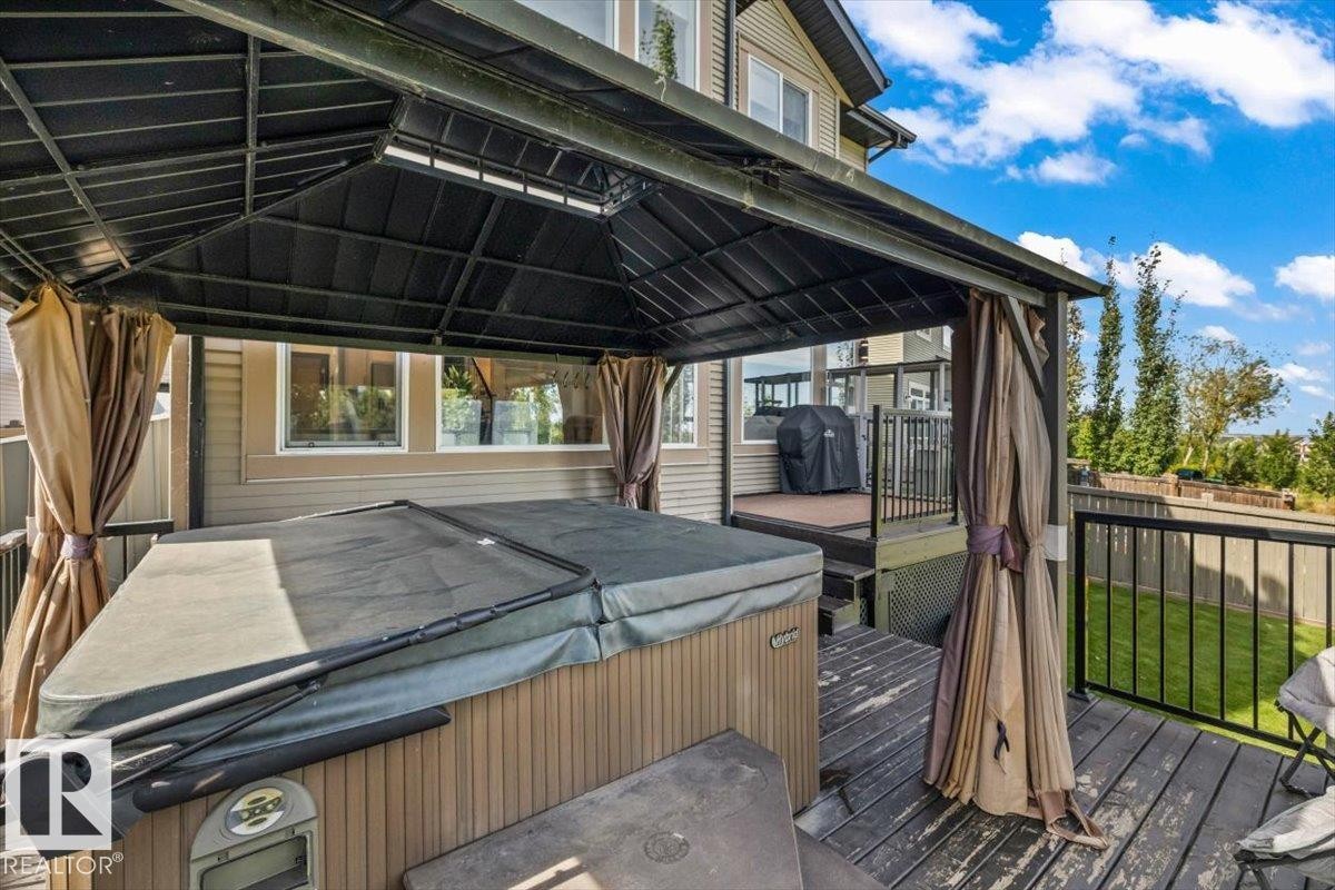 1021 Coopers Hawk Link Nw, Edmonton, AB