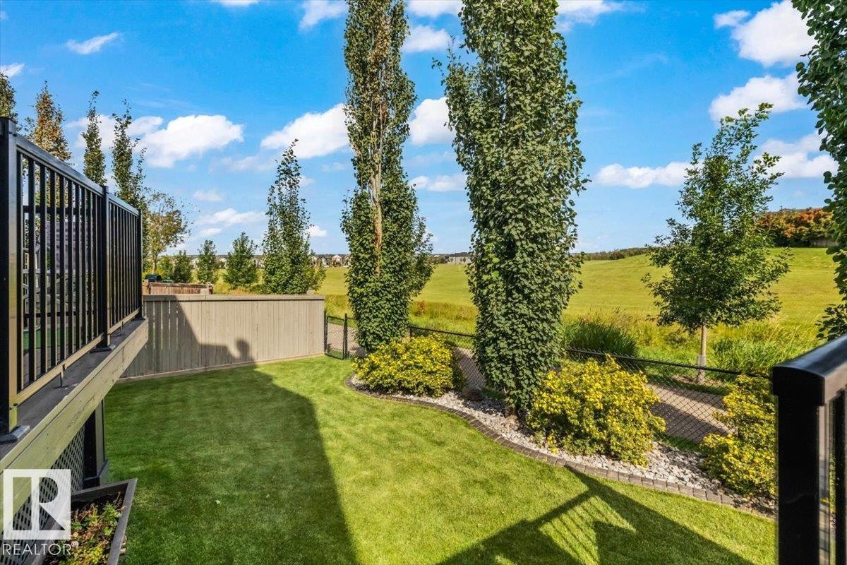 1021 Coopers Hawk Link Nw, Edmonton, AB