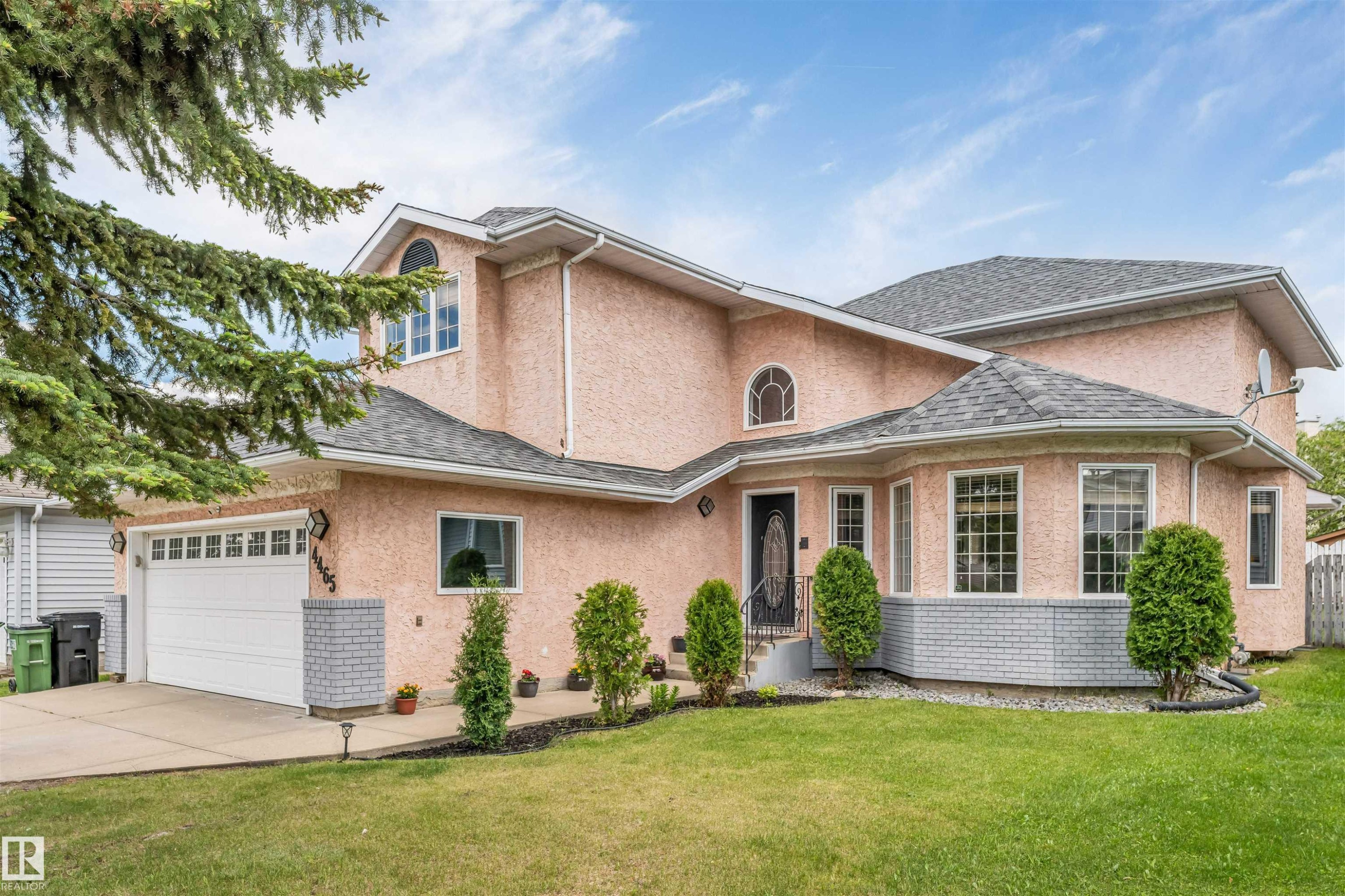4465 32A Street Nw, Edmonton, AB - Outdoor