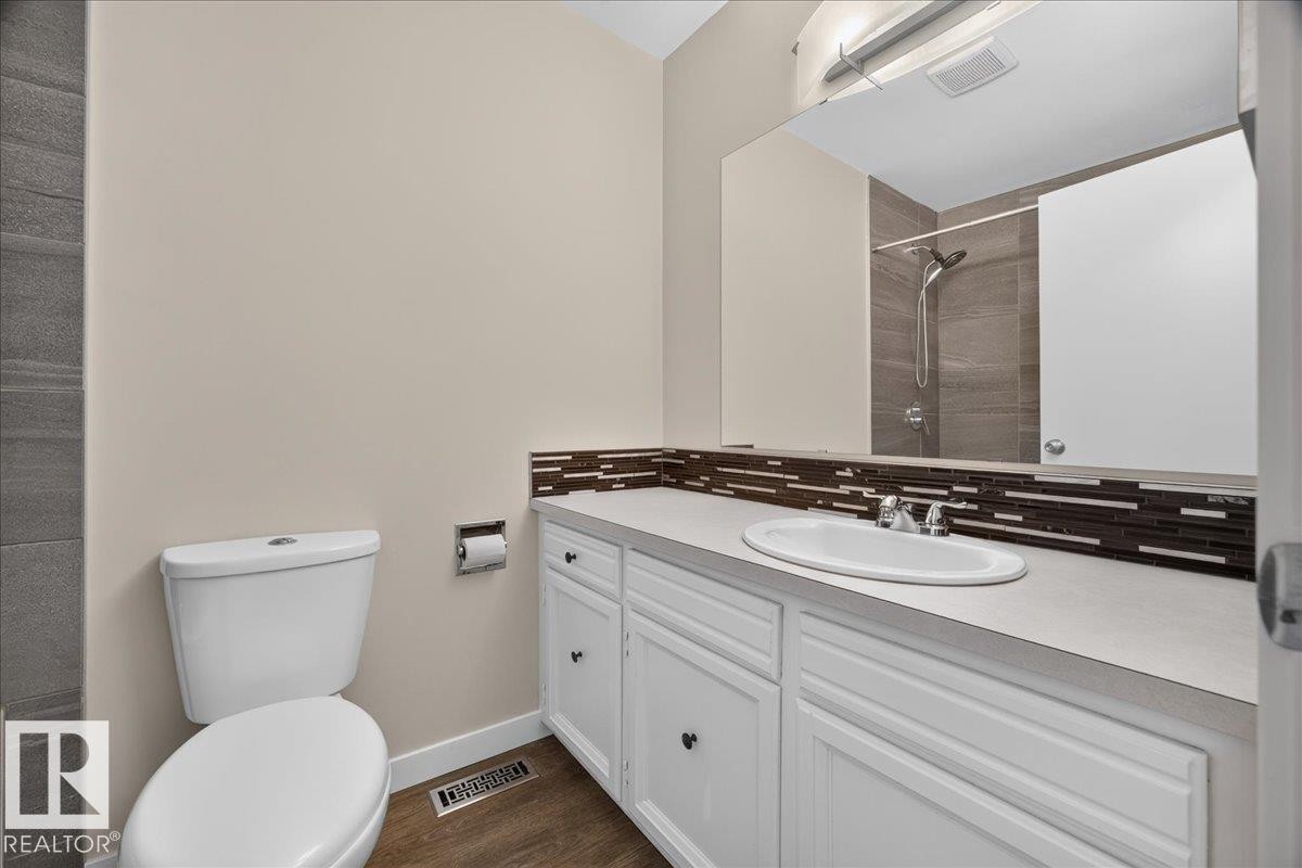 6703 32 Avenue Nw, Edmonton, AB