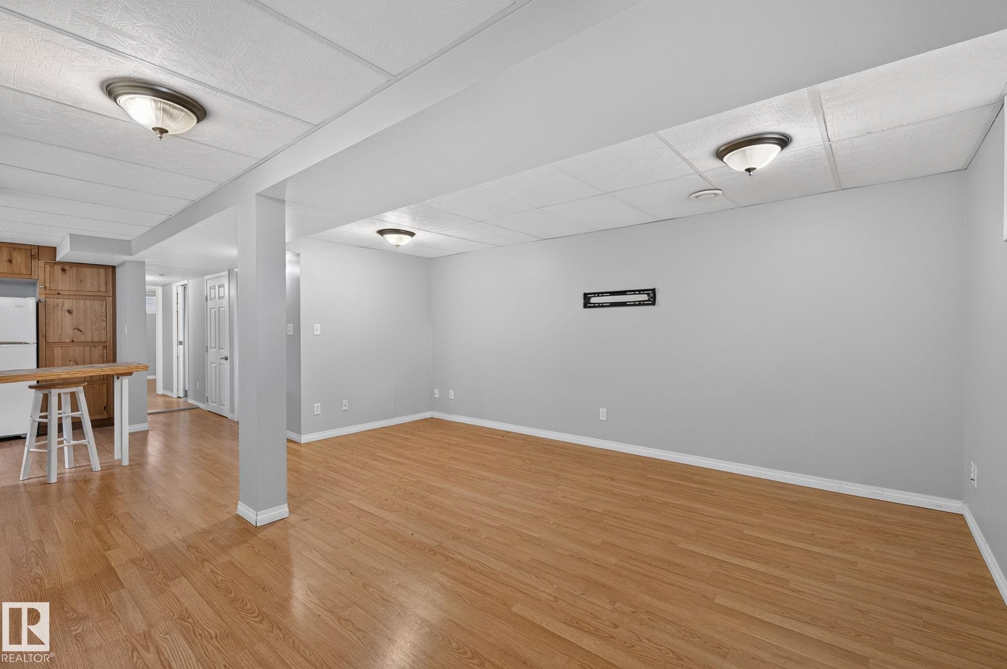 9258 91 Street Nw, Edmonton, AB - Indoor Photo Showing Other Room