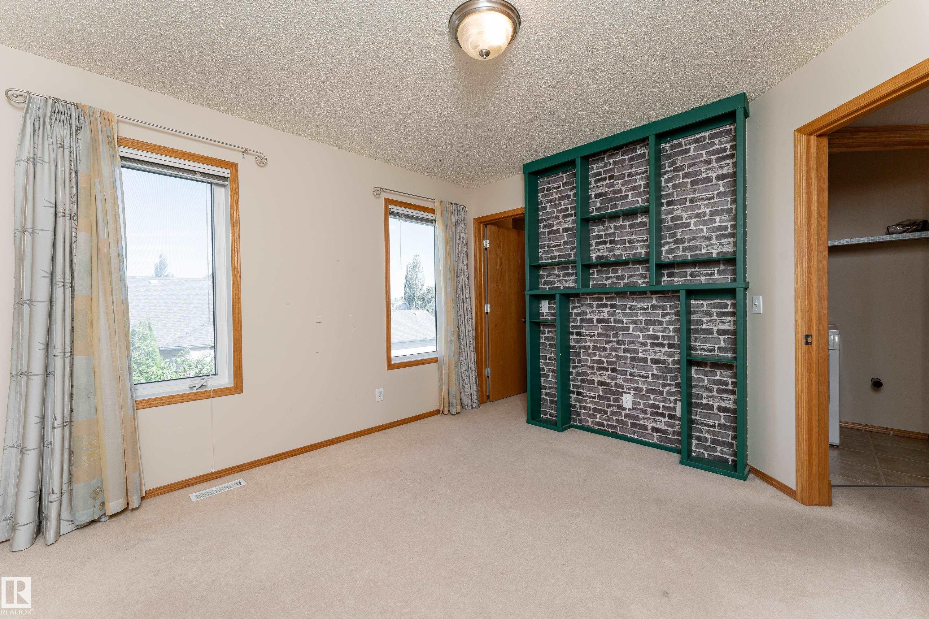 10820 178 Avenue Nw, Edmonton, AB