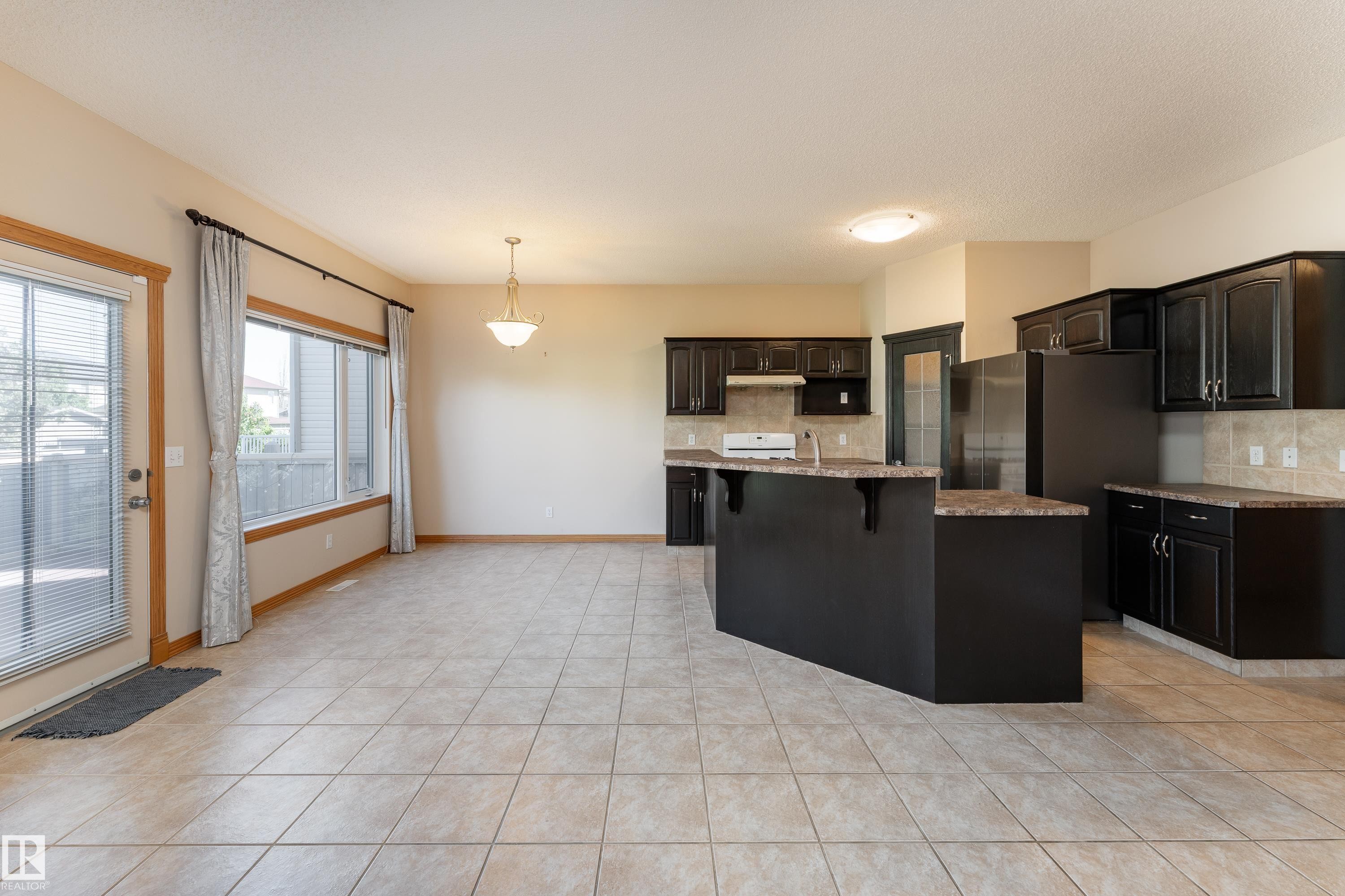 10820 178 Avenue Nw, Edmonton, AB