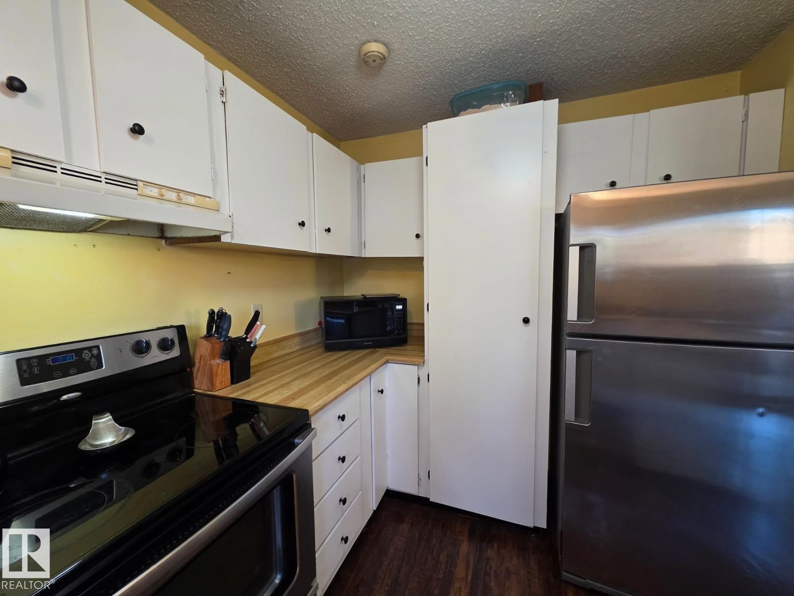 3503 42A Avenue Nw, Edmonton, AB