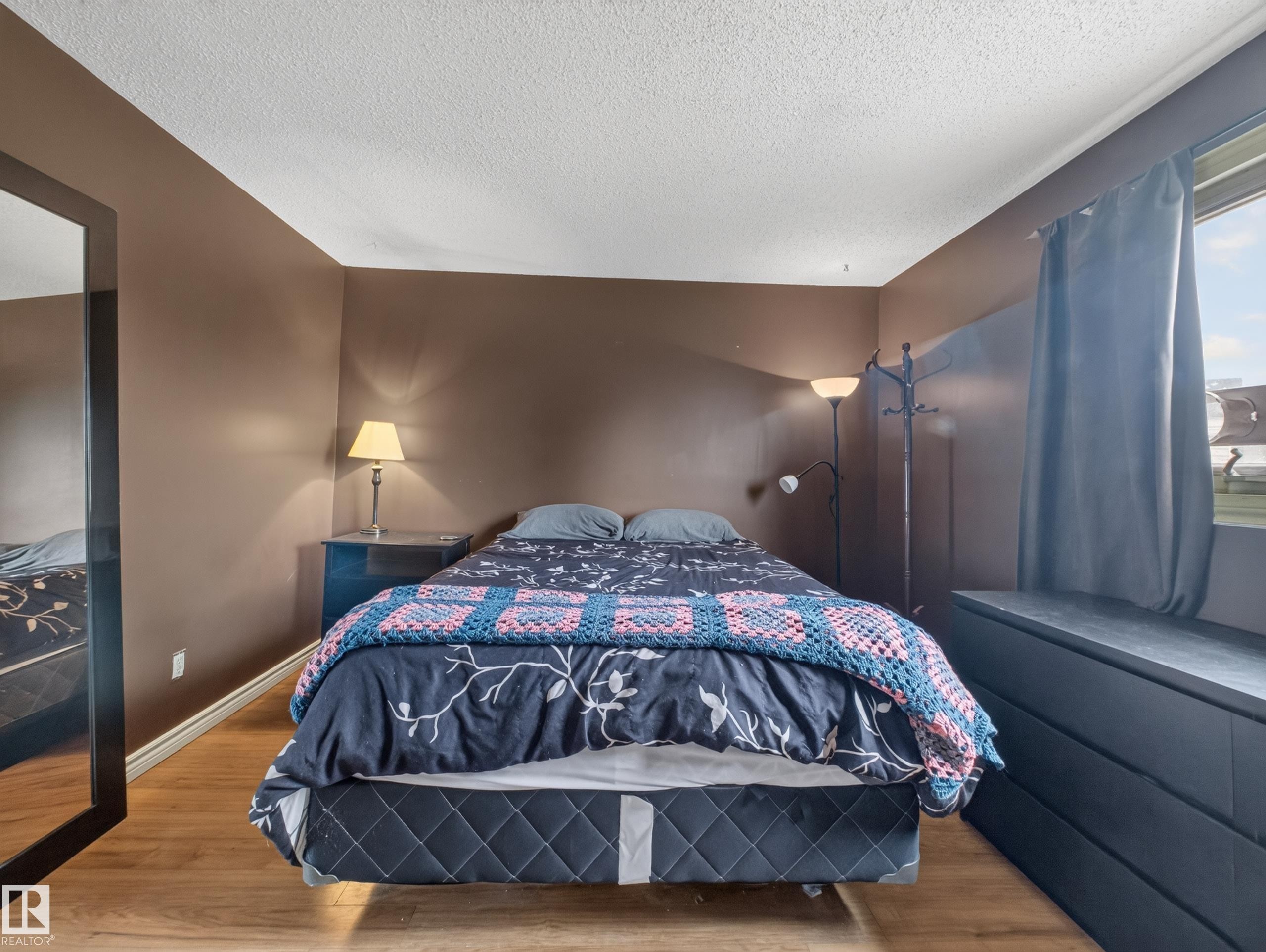 3503 42A Avenue Nw, Edmonton, AB