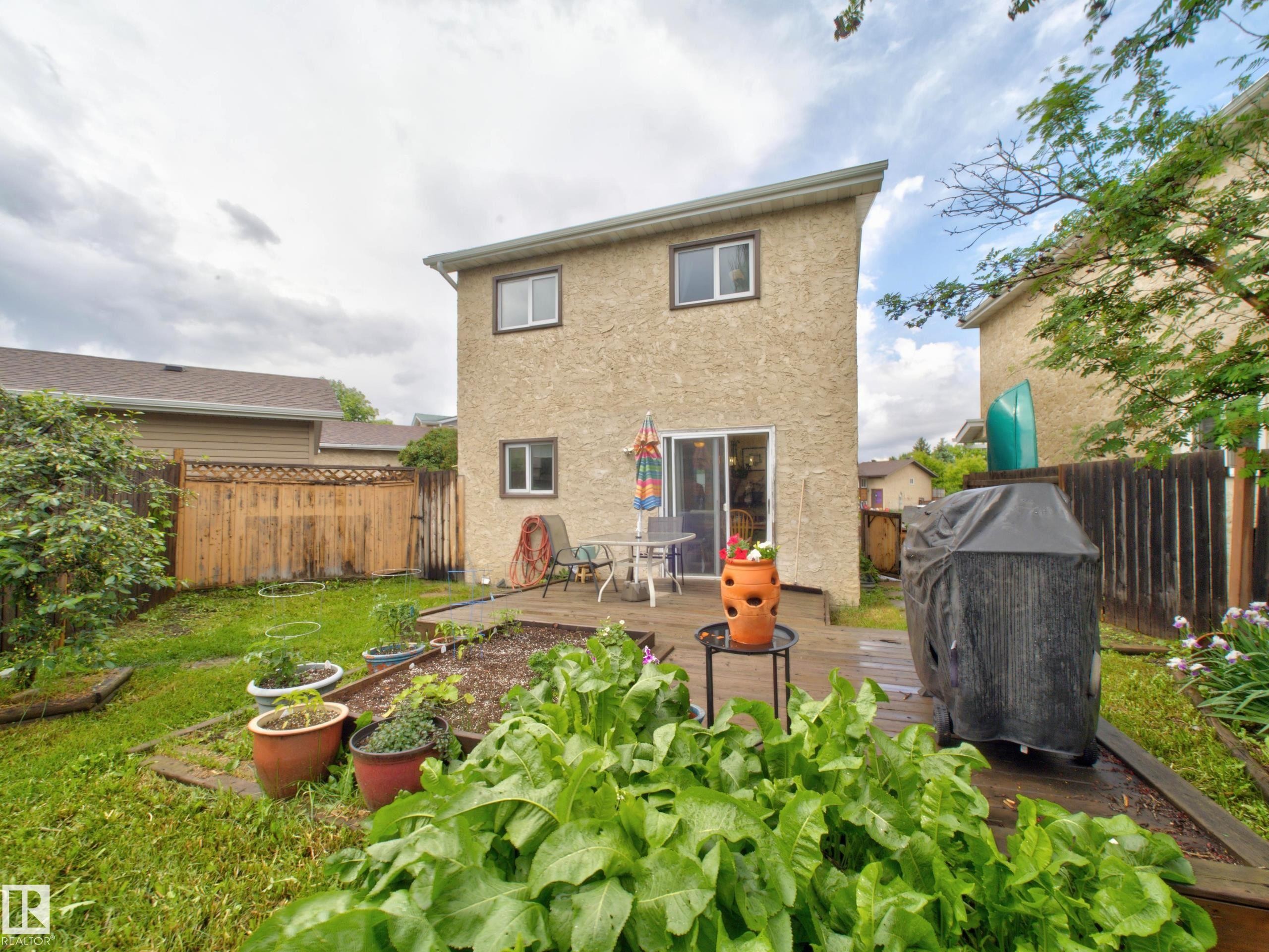 3503 42A Avenue Nw, Edmonton, AB