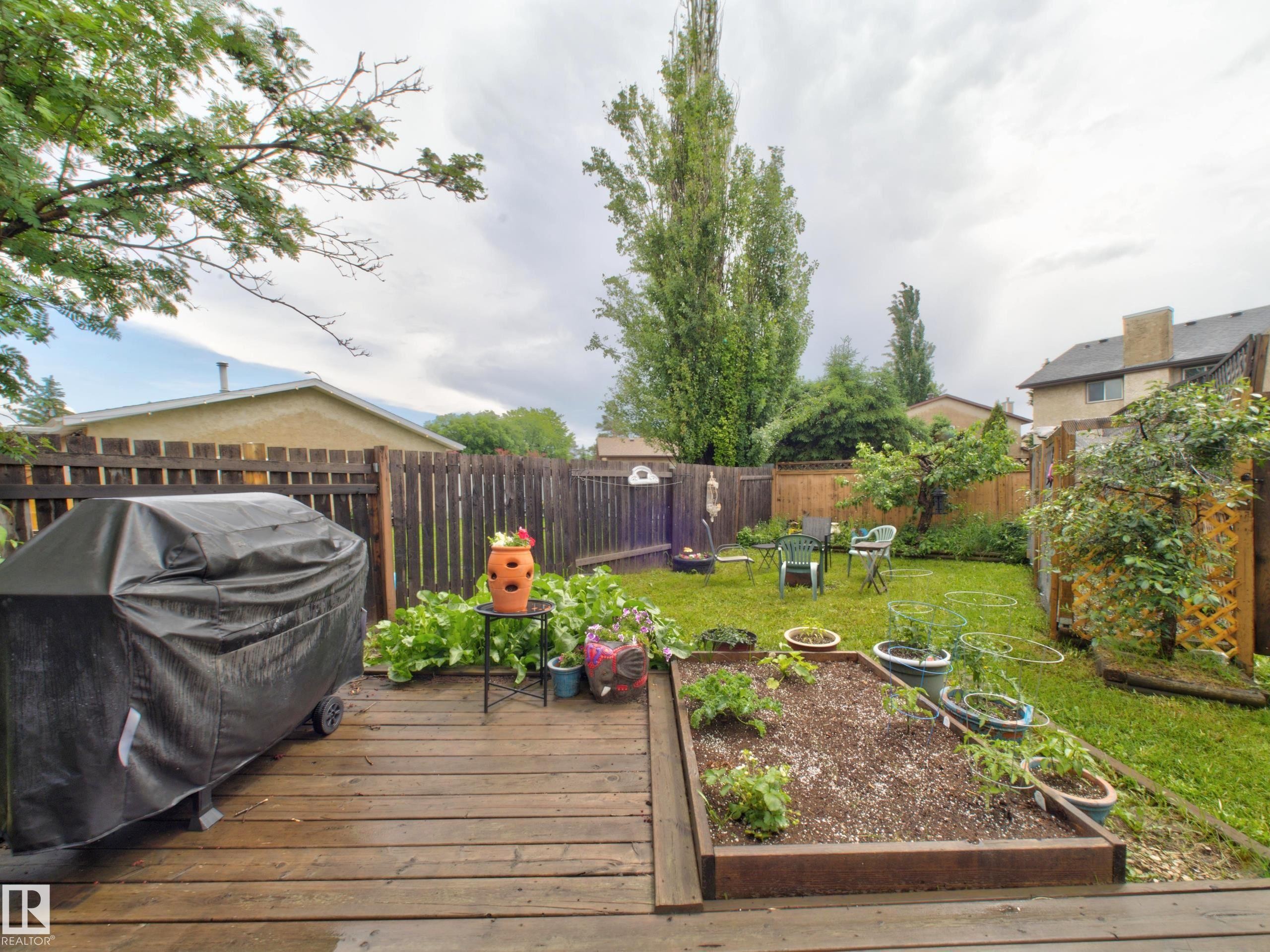 3503 42A Avenue Nw, Edmonton, AB