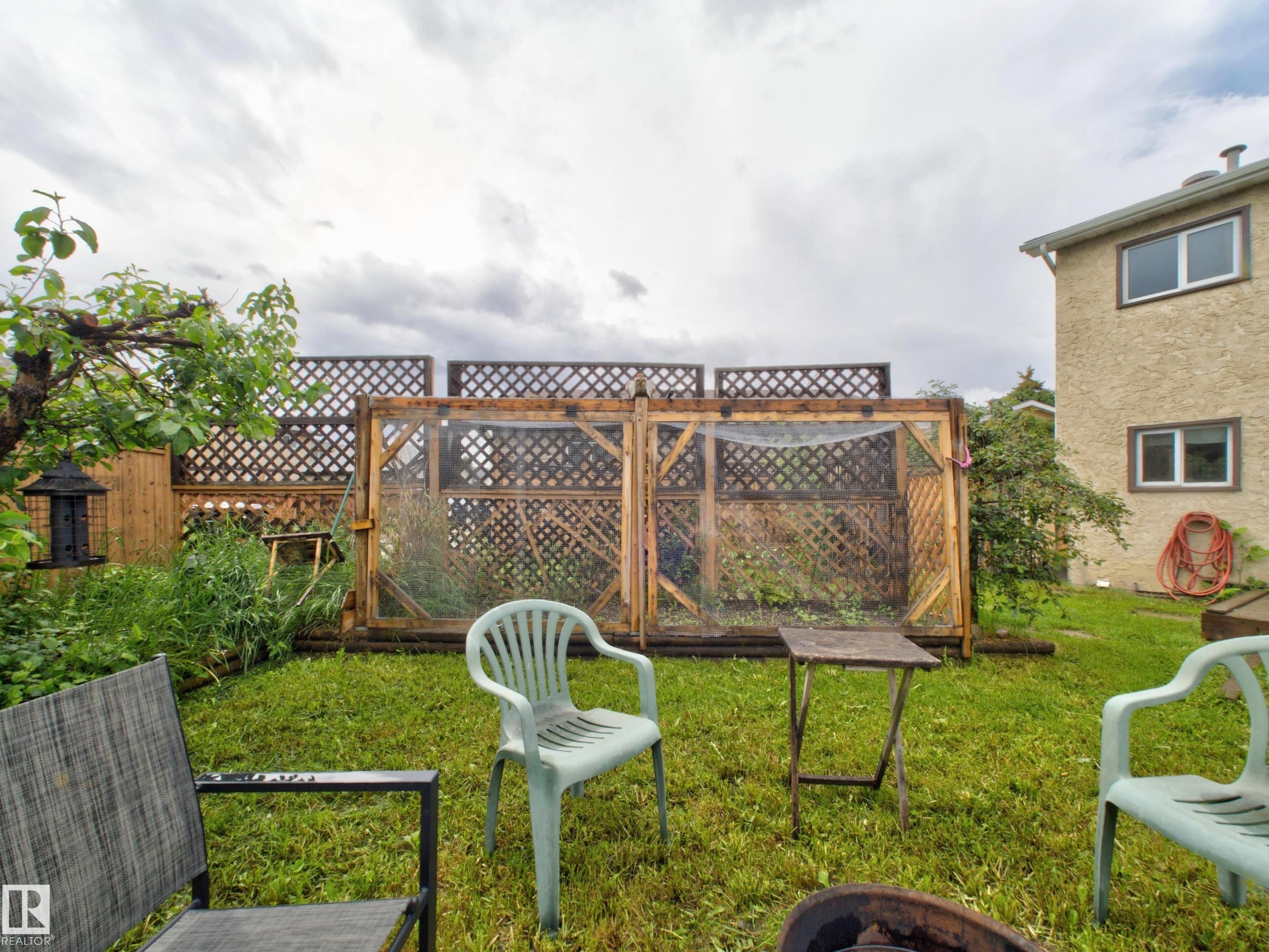 3503 42A Avenue Nw, Edmonton, AB