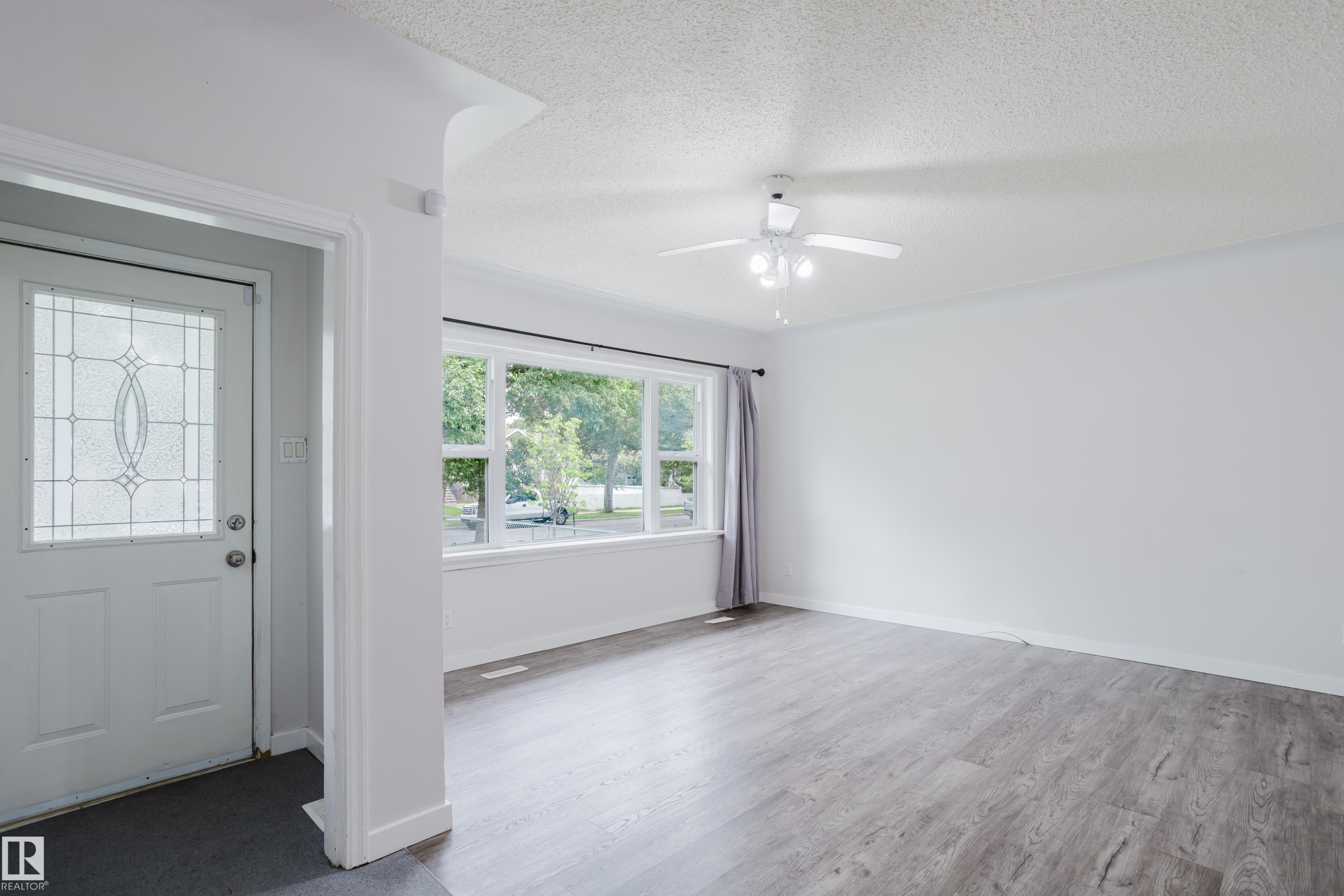 11934 87 Street Nw, Edmonton, AB