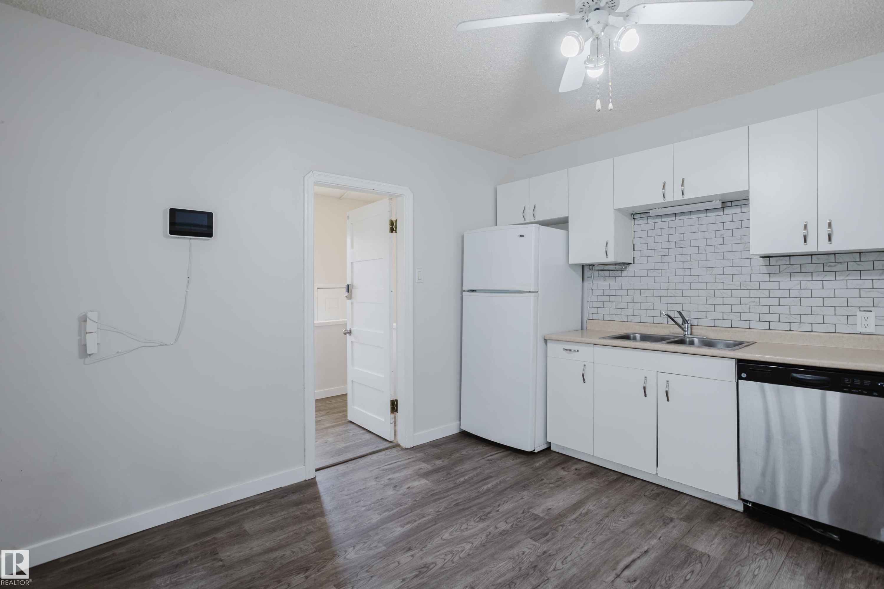 11934 87 Street Nw, Edmonton, AB