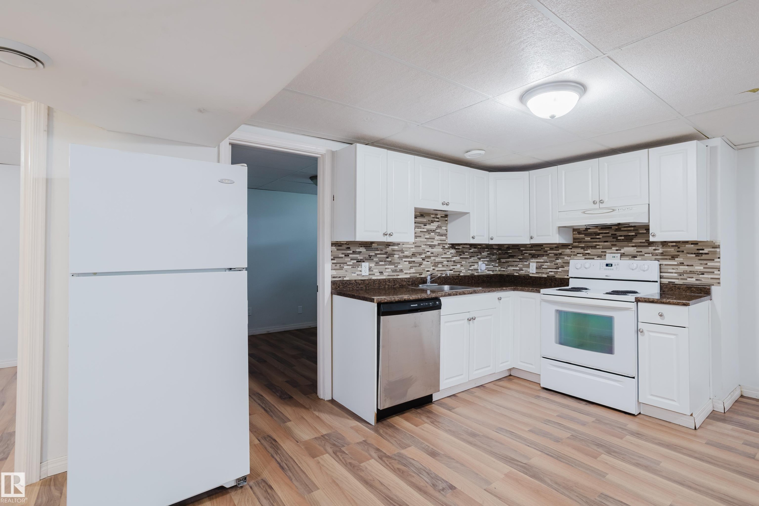 11934 87 Street Nw, Edmonton, AB