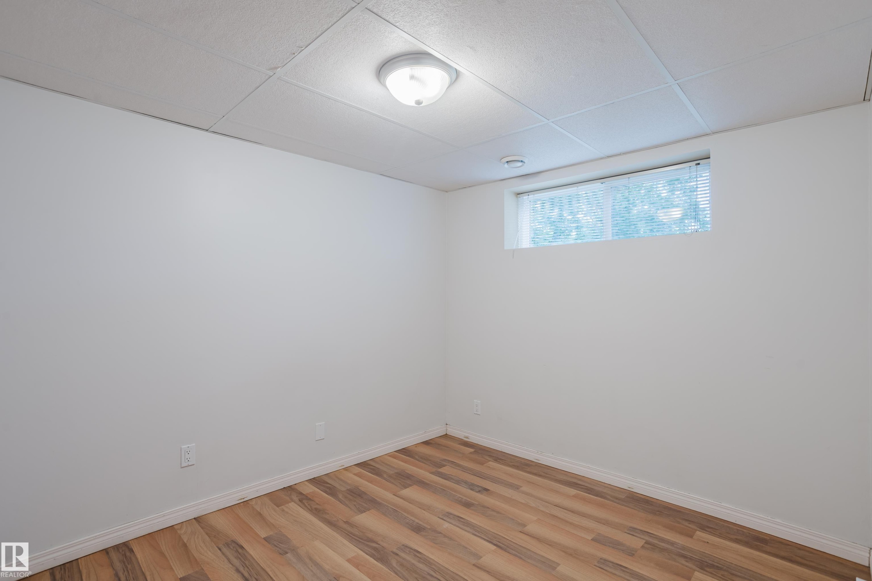11934 87 Street Nw, Edmonton, AB