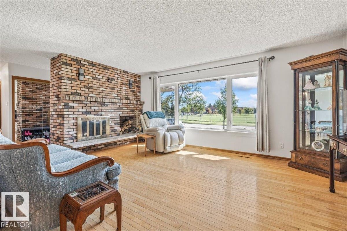 11440 104 Street Nw, Edmonton, AB