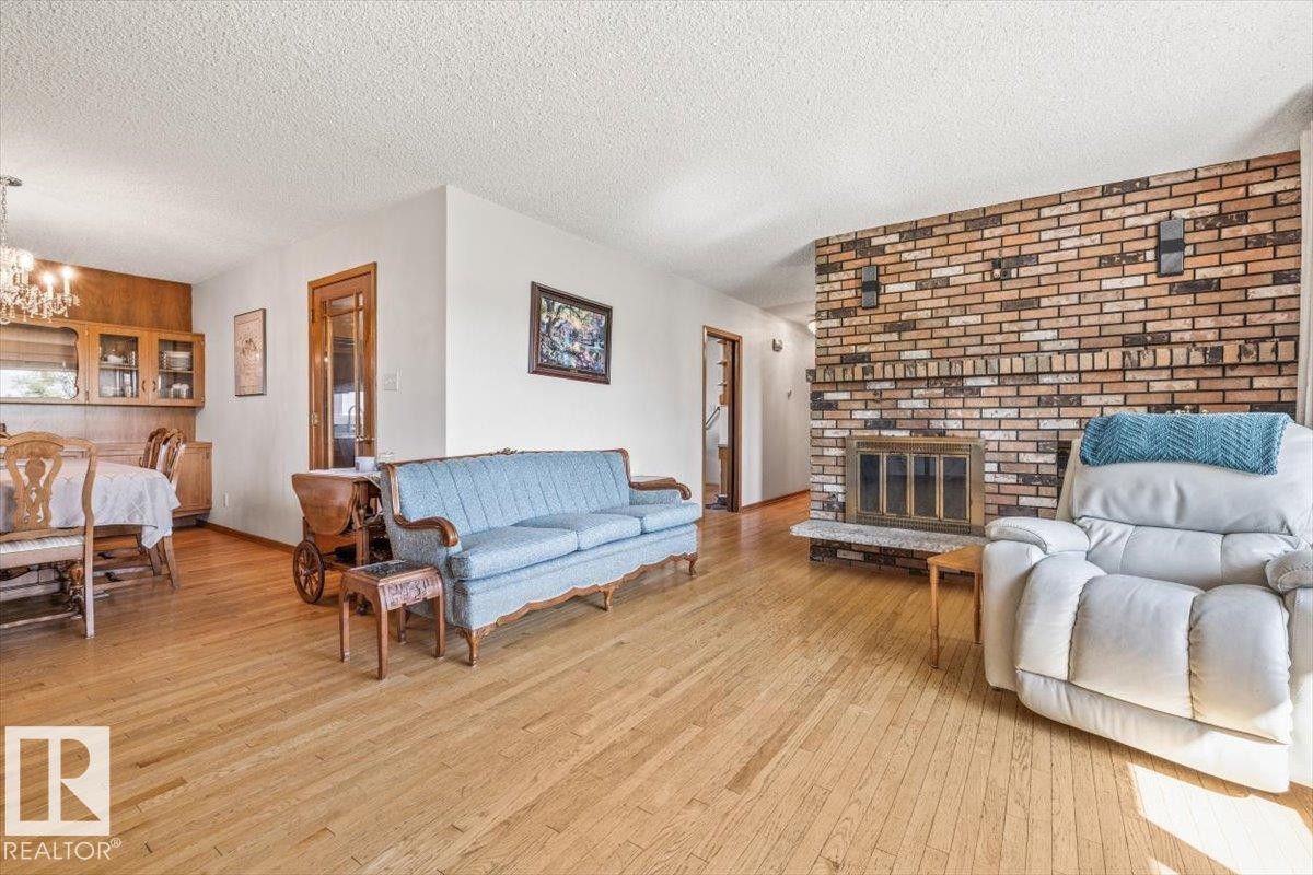 11440 104 Street Nw, Edmonton, AB
