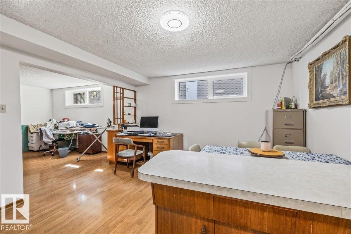 11440 104 Street Nw, Edmonton, AB
