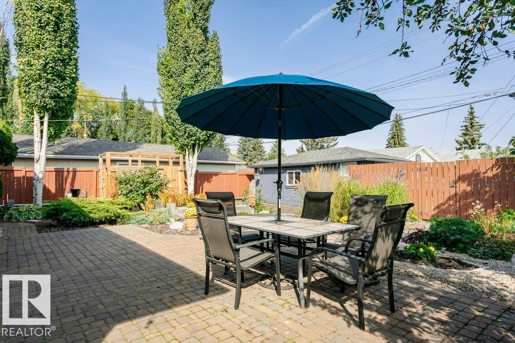 15634 81 Avenue Nw, Edmonton, AB
