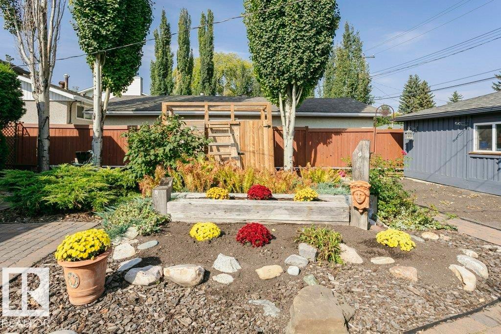 15634 81 Avenue Nw, Edmonton, AB