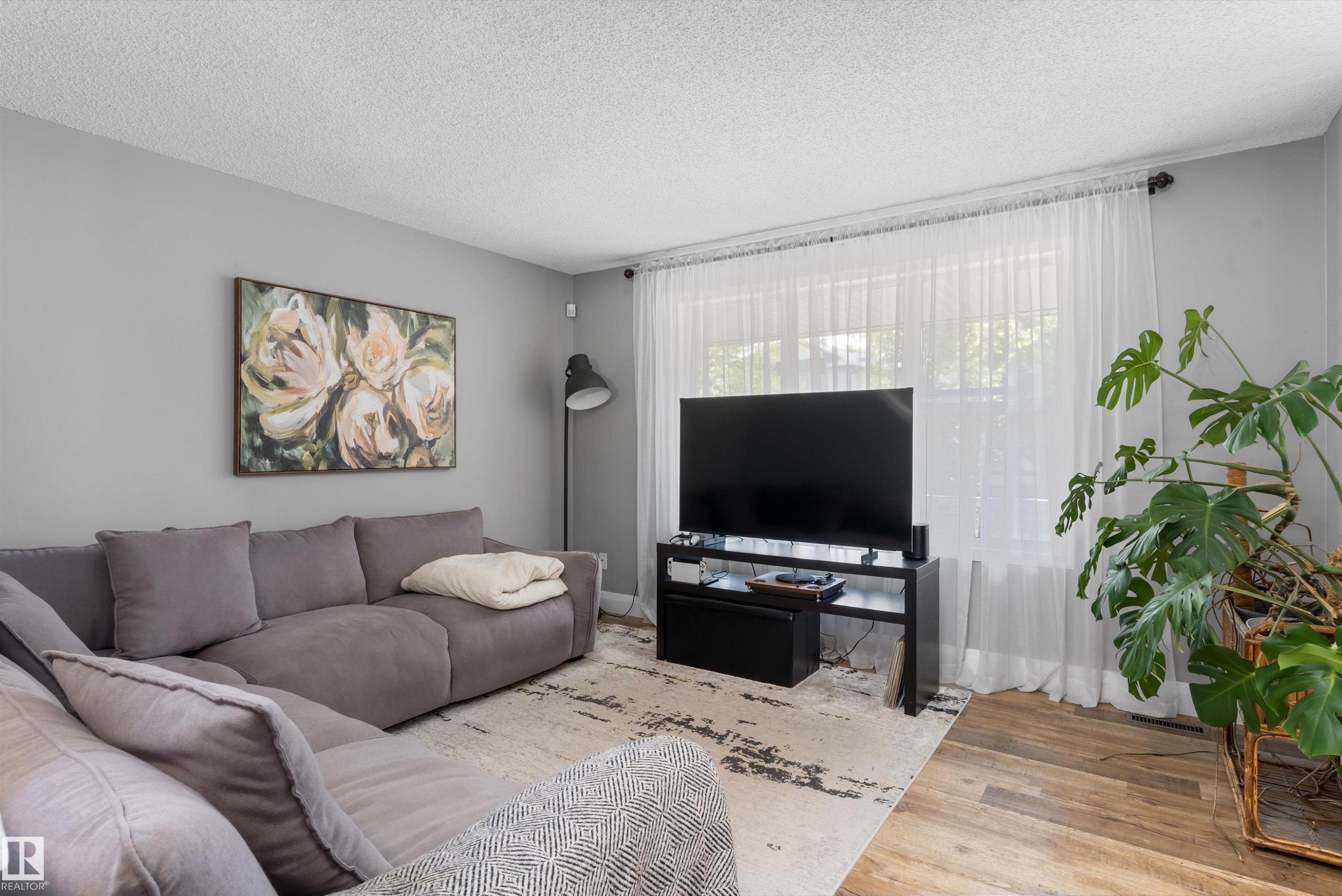 4720 156 Avenue Nw, Edmonton, AB