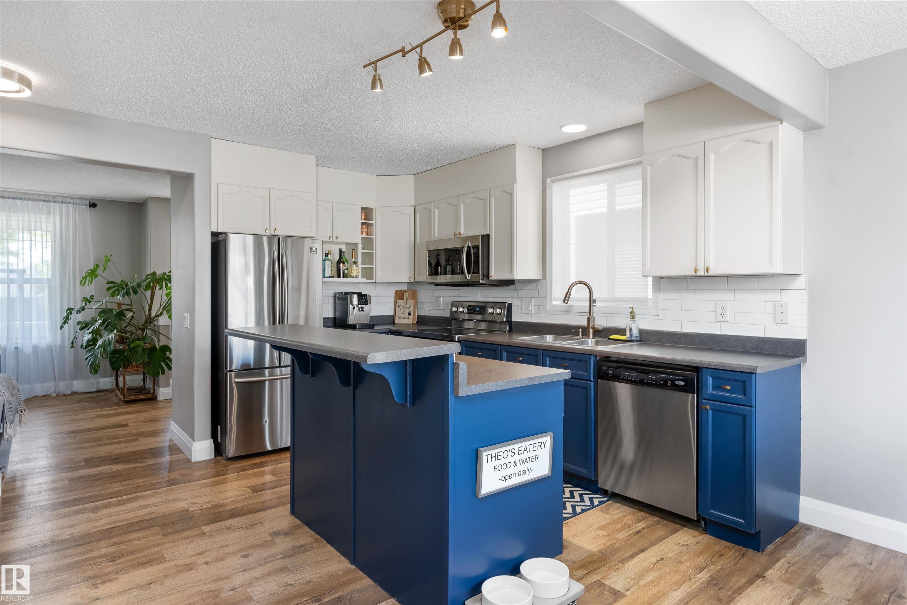 4720 156 Avenue Nw, Edmonton, AB