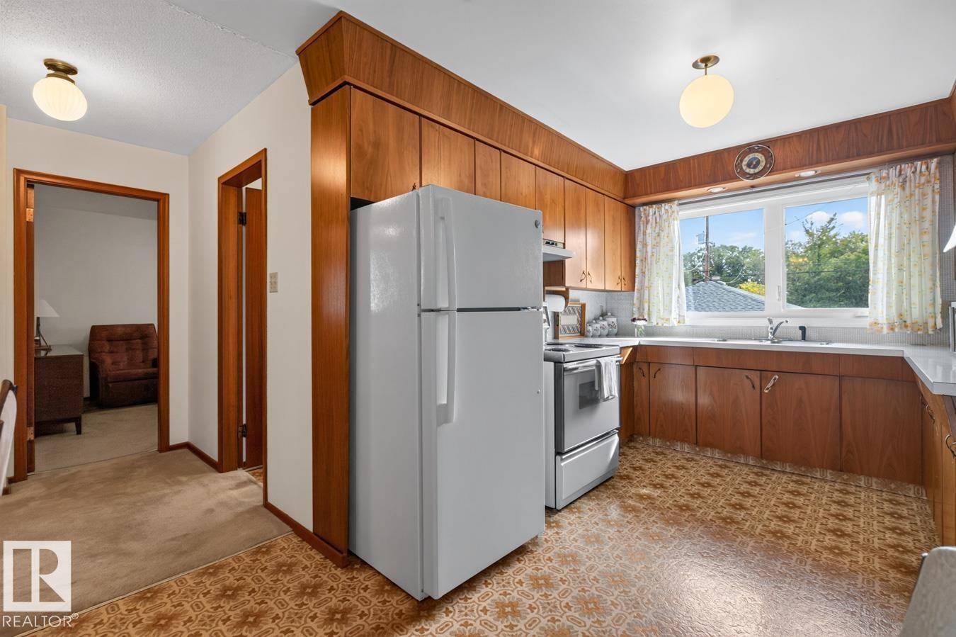 12211 85 Street Nw, Edmonton, AB