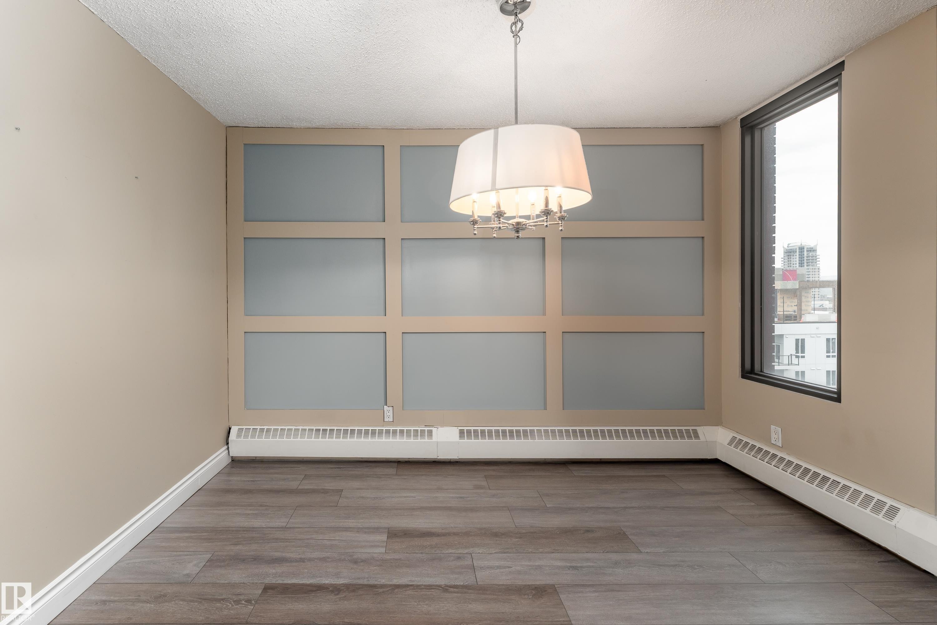 #901 10125 109 St Nw, Edmonton, AB