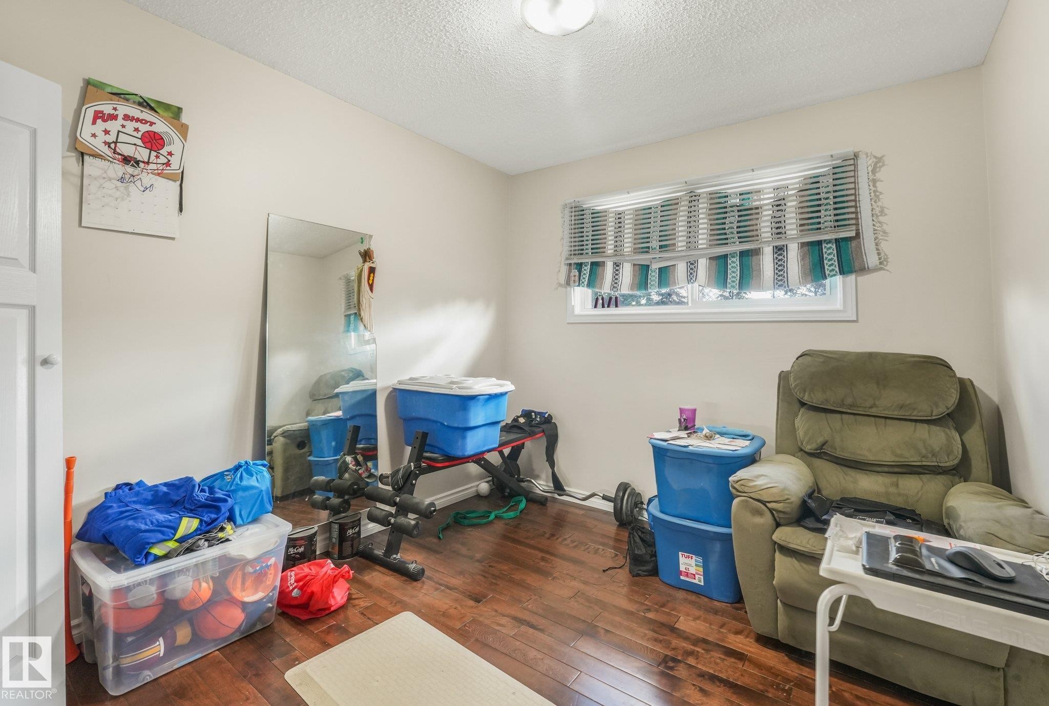9532 138 Avenue Nw, Edmonton, AB