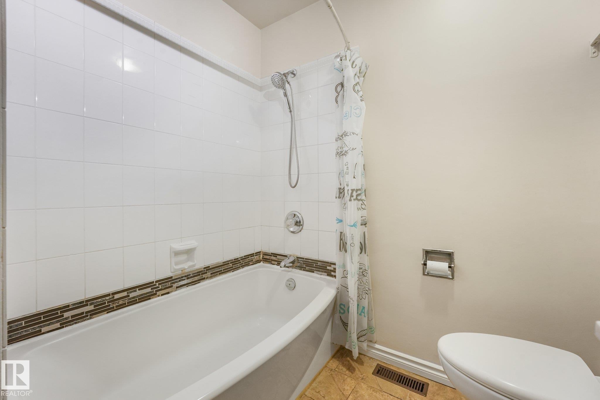 9532 138 Avenue Nw, Edmonton, AB