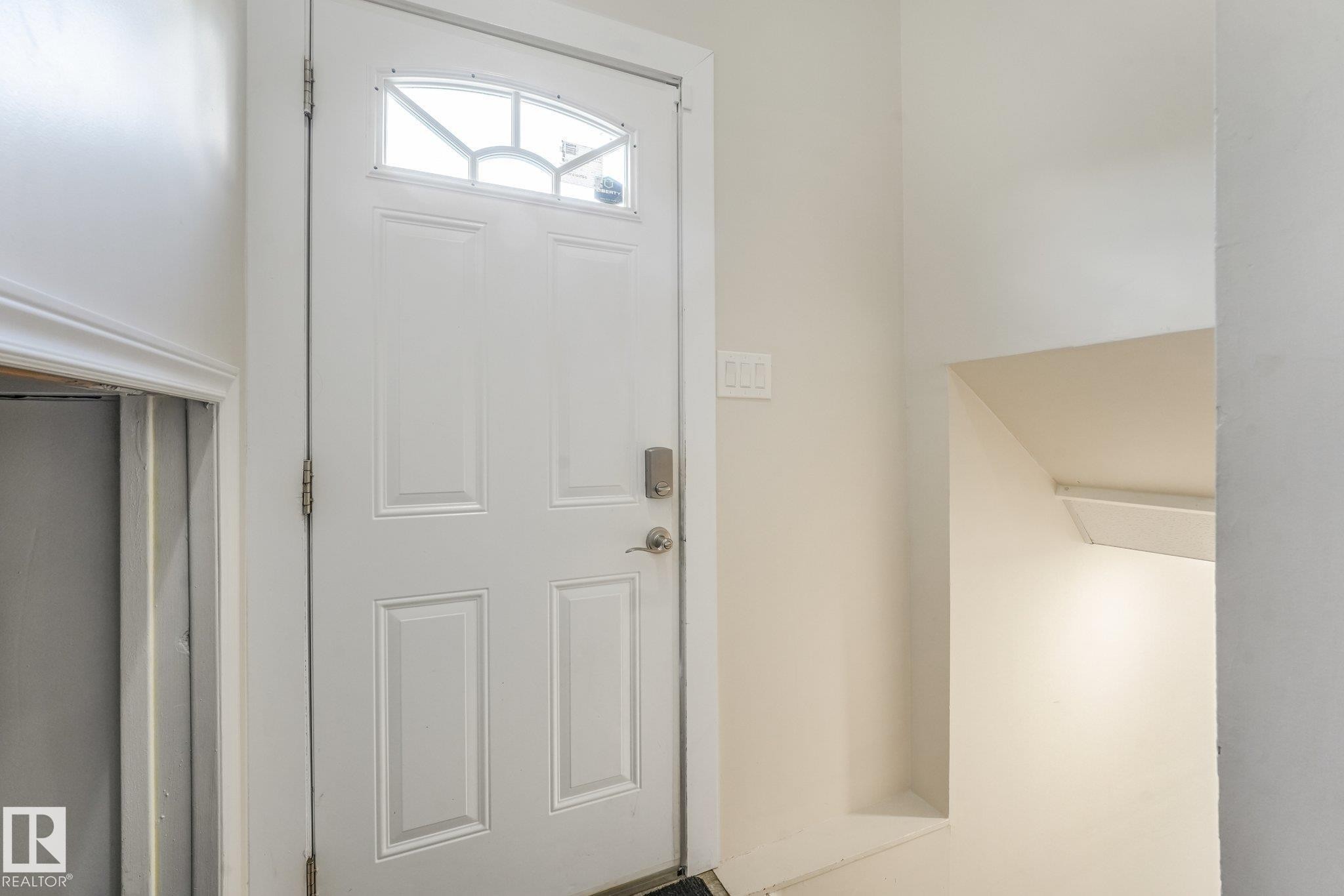 9532 138 Avenue Nw, Edmonton, AB