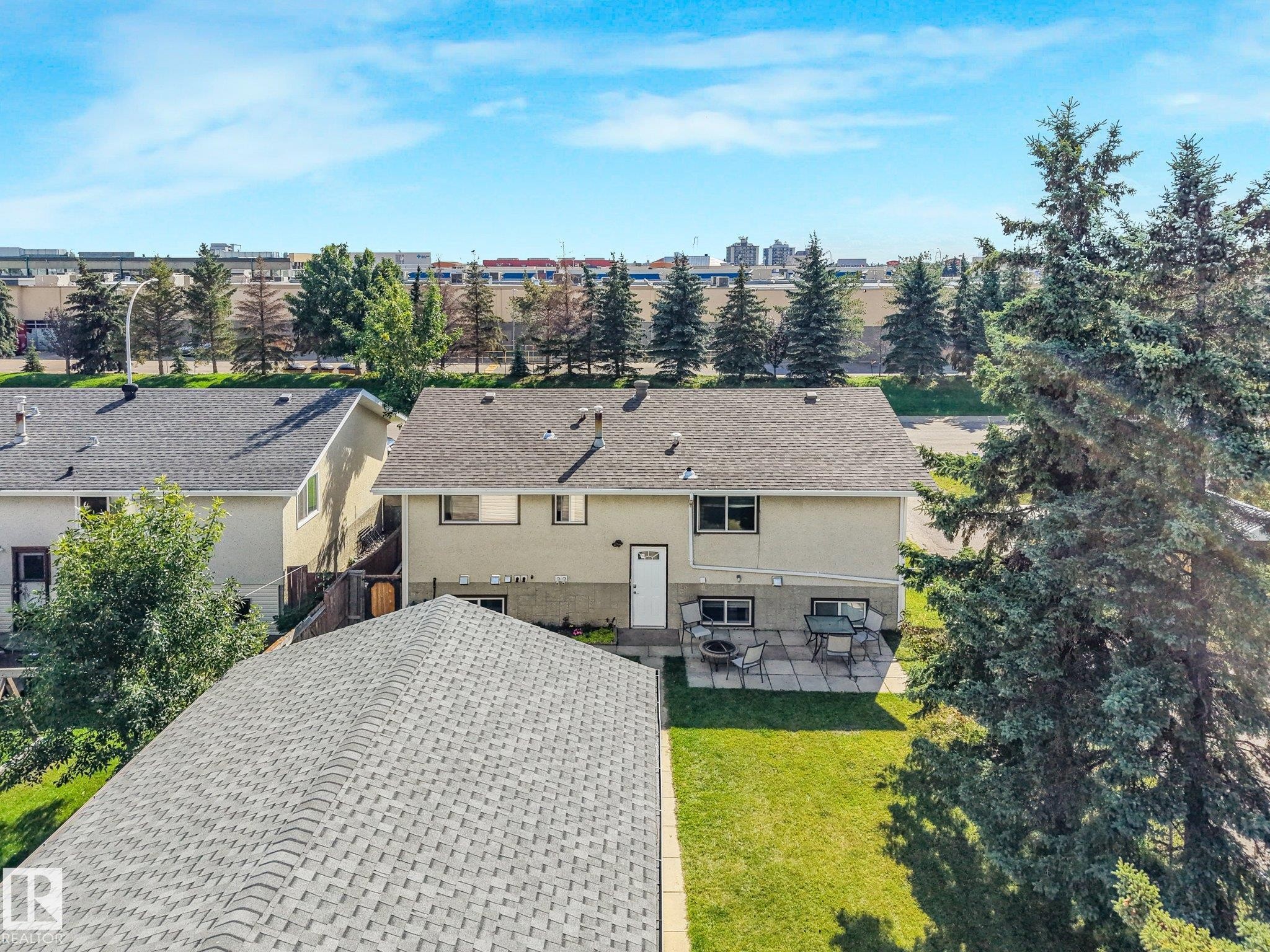 9532 138 Avenue Nw, Edmonton, AB